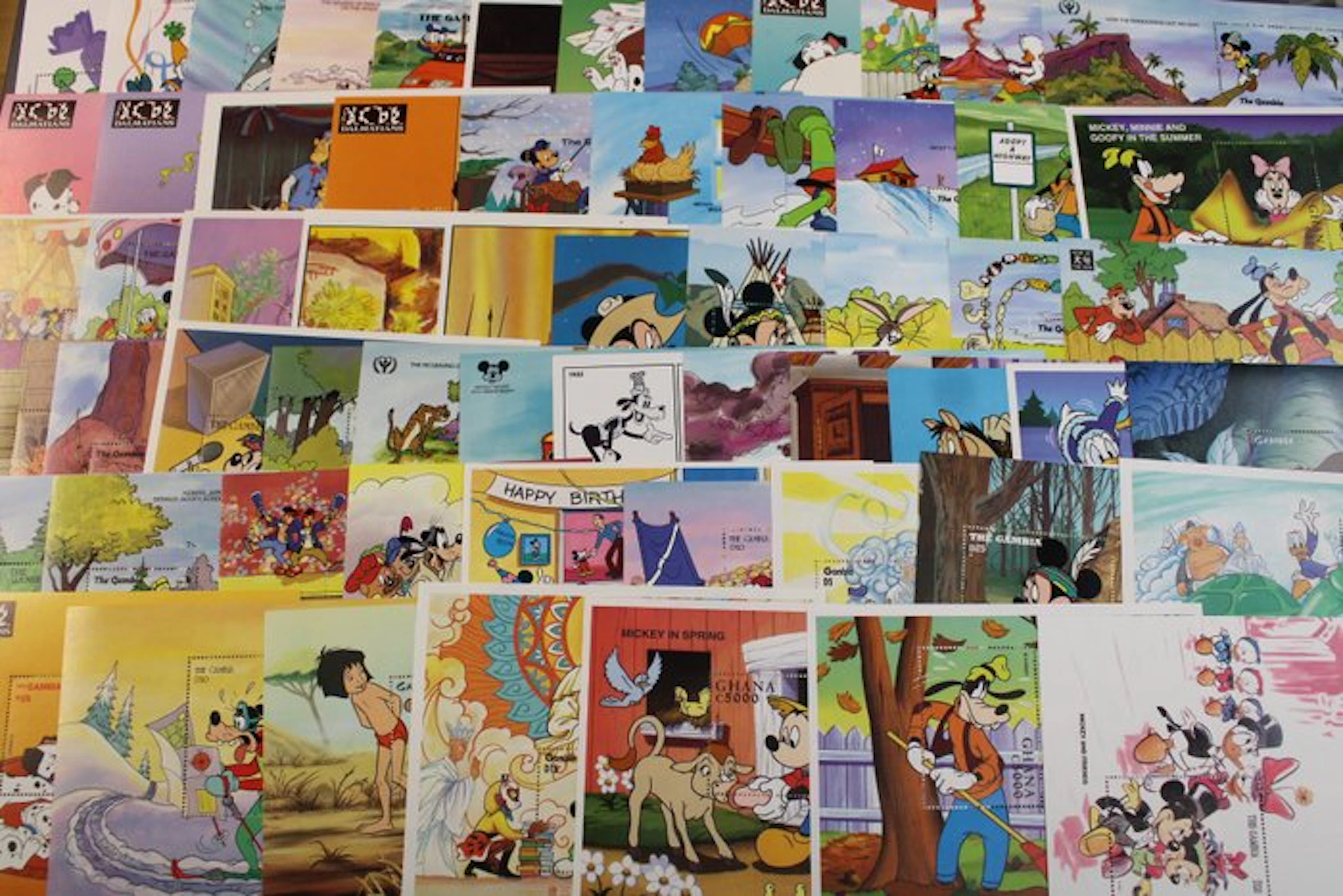 Disney - 60 verschiedene Blöcke ** aus Gambia und Ghana (A2-3)