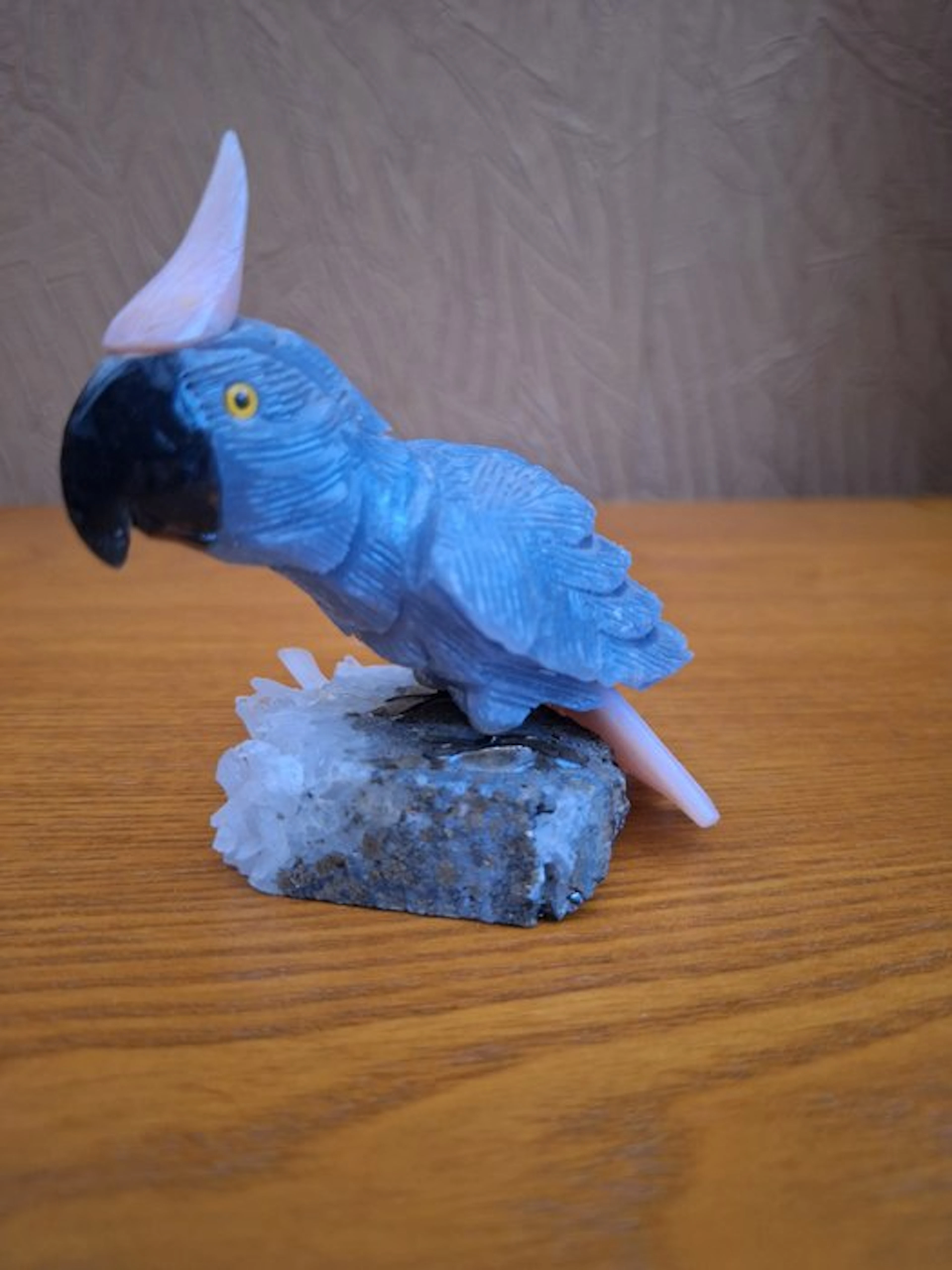 Stone, Crystal Sculpture - 9 cm (No reserve price)