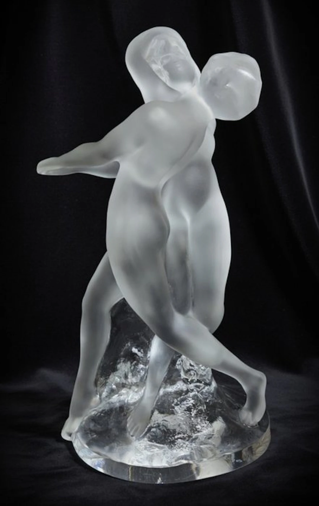 Lalique - Figure - ''Deux Danseuses'' 26 cm x 13,5 cm - Crystal