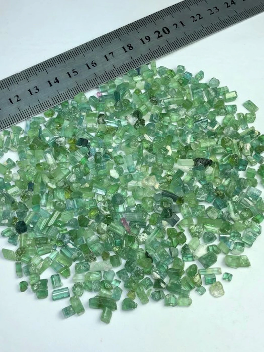 Tourmaline Crystals - Height: 8 mm - Width: 6 mm- 35 g