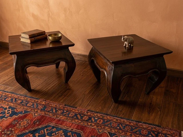 Side table - Wood - China (No reserve price)
