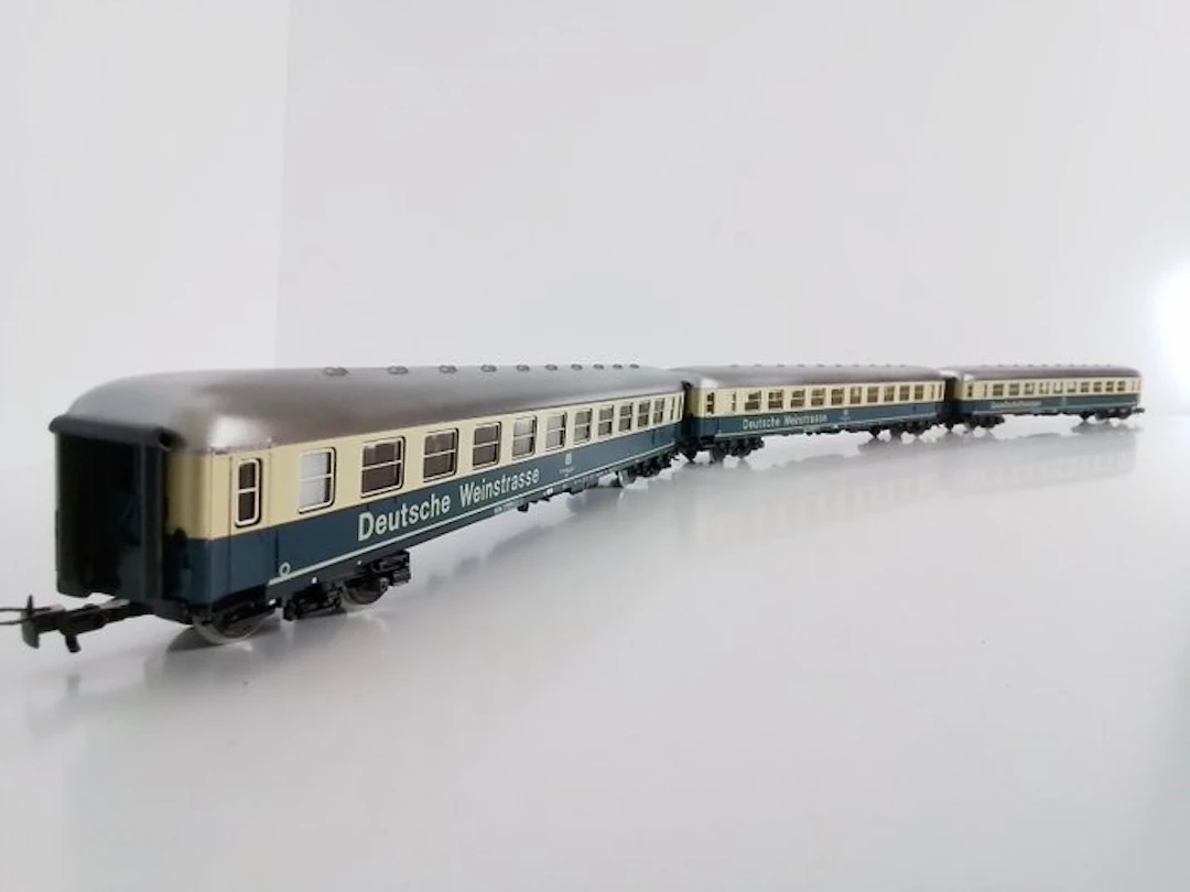 Märklin H0 - 4175/4176 - Model train (3) - 3 passenger carriages - DB
