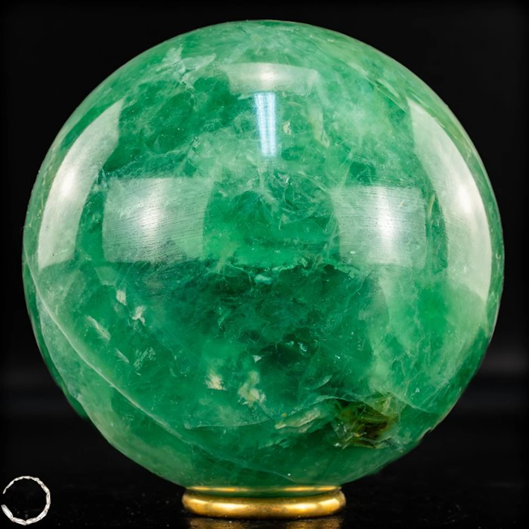 Magic fluorite ball – Clarity and harmony in perfected form- 2787.64 g