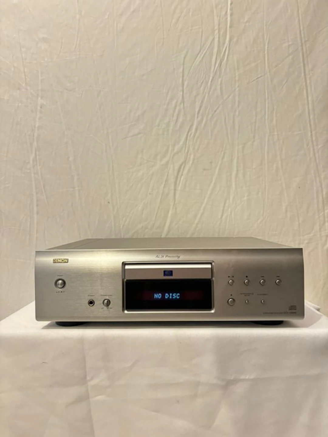 Denon - DCD-1500AE 'Advanced AL24 Processing' / SACD CD player