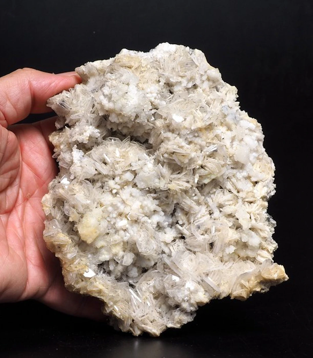 Baryte Crystals on matrix - Height: 15 cm - Width: 13 cm- 300 g