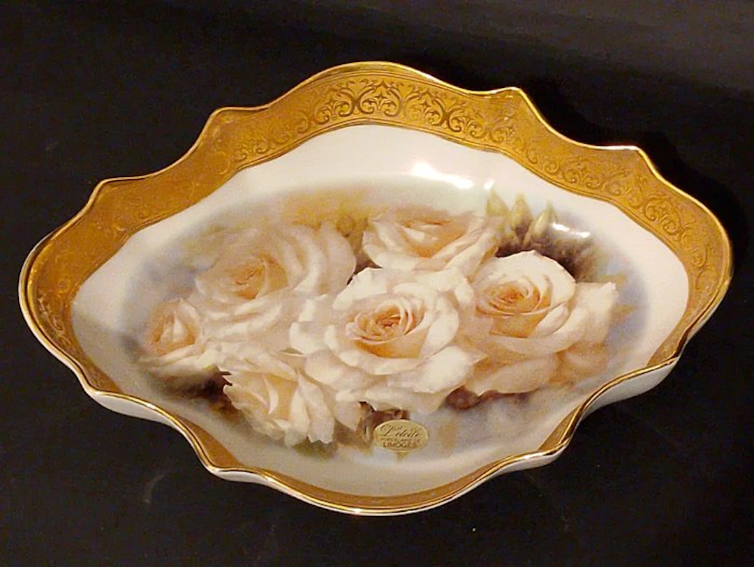 Limoges - GC - G.Demartine & Cie - Bowl - L' ETOILLE - 22kt gold