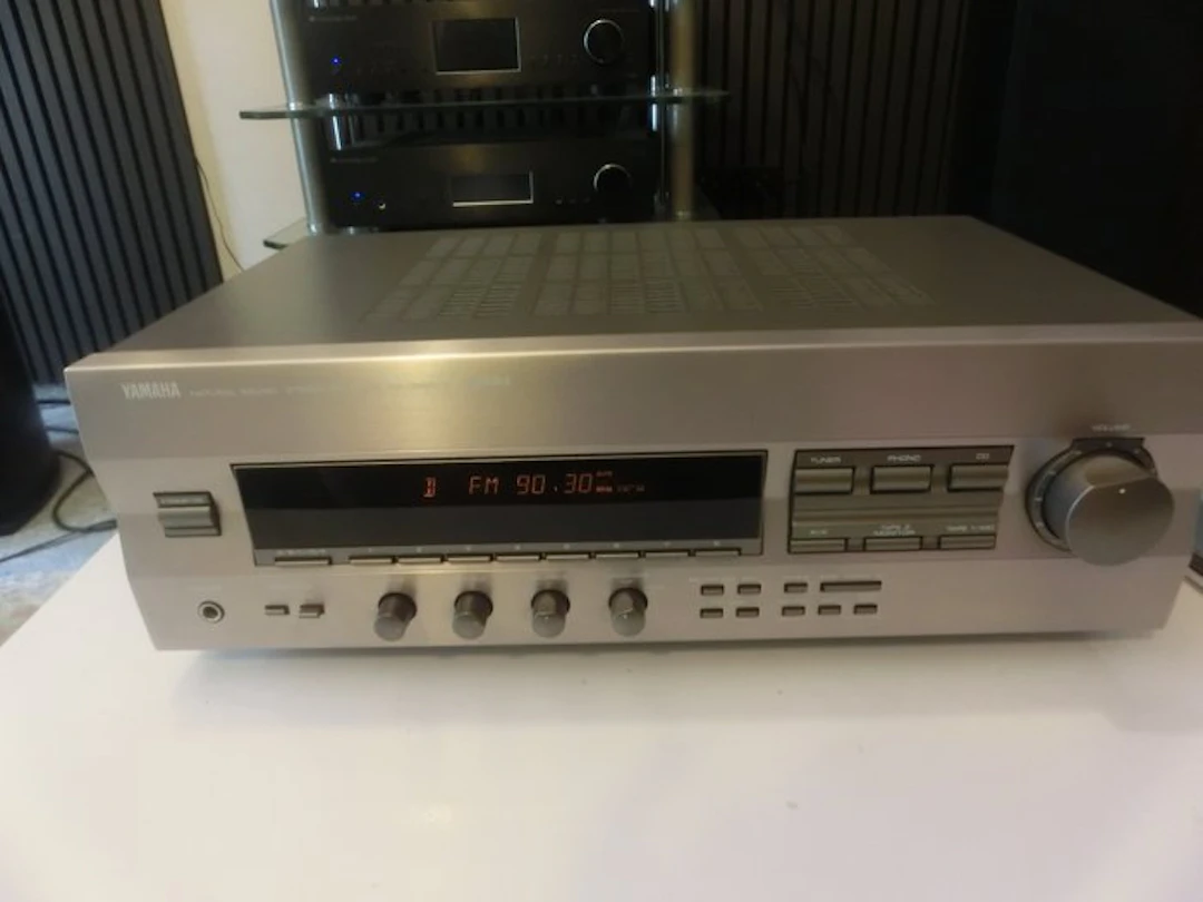 Yamaha, Belkin - RX-396 RDS - G3A2000 Solid state multi-channel receiver