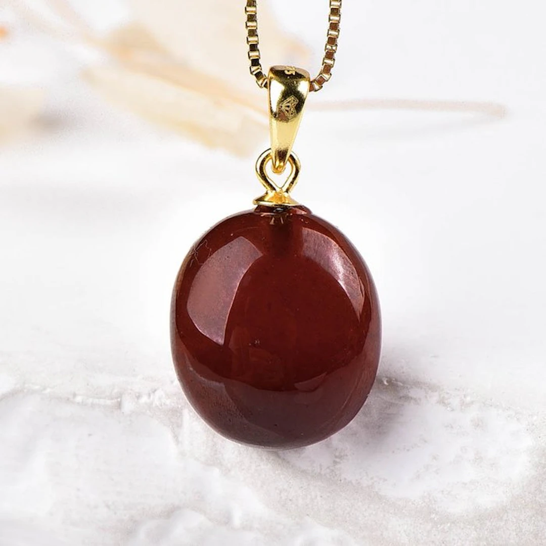 No Reserve - ALGT Certified - Exclusive Natural Garnet Pendant - Deeply colored