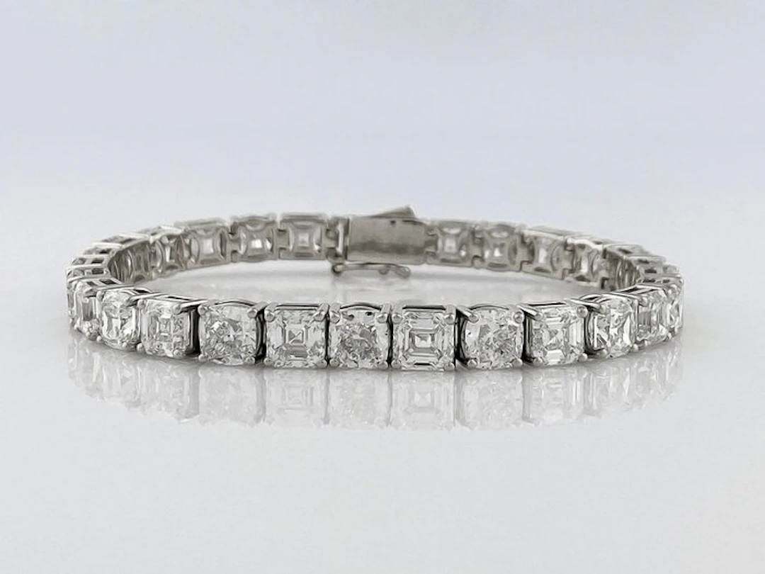 Bracelet - 14 kt. White gold - 30.61ct. tw. Diamond (Lab-grown)