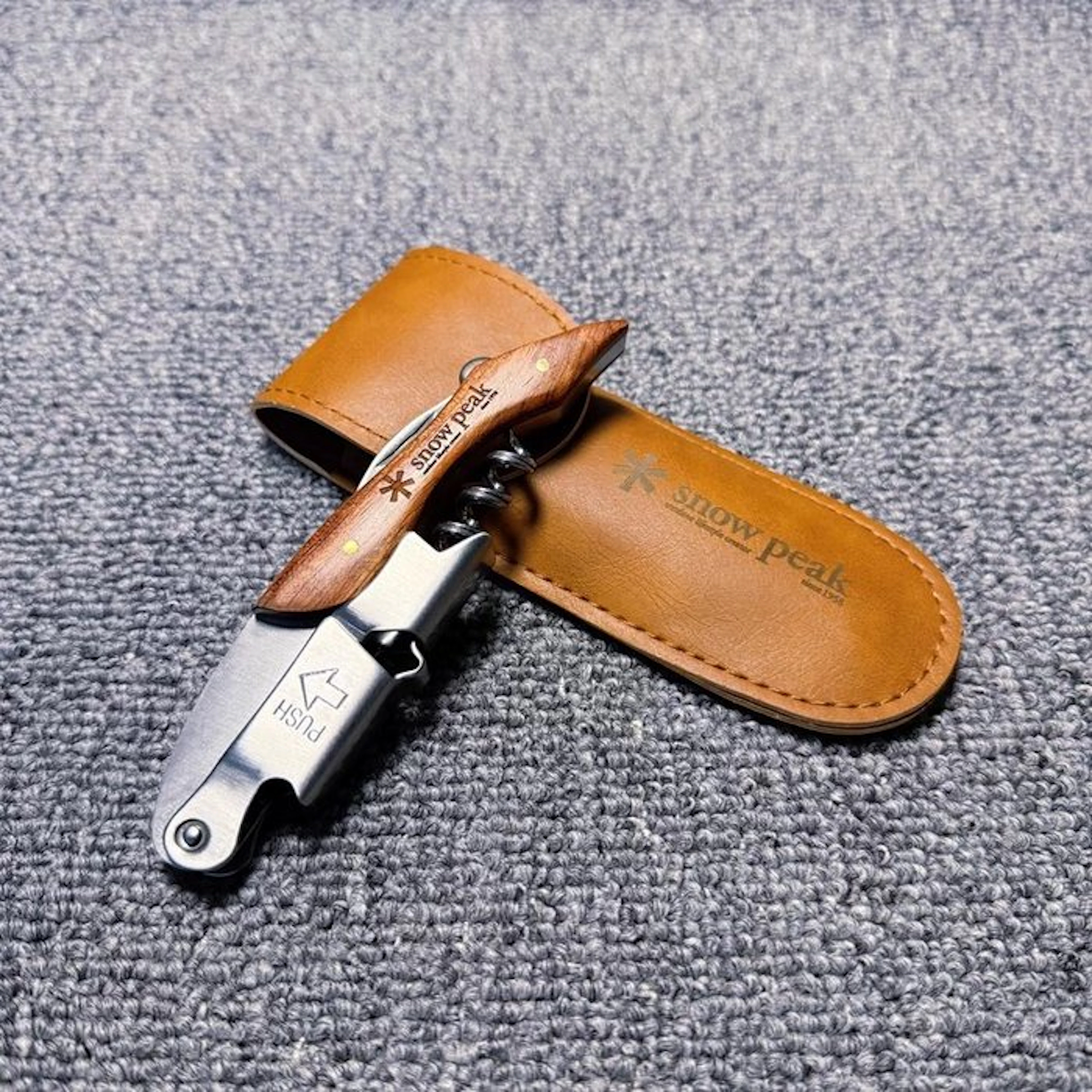Snow Peak - Bottle opener - Waiter's corkscrew - Wood, Steel, Leather