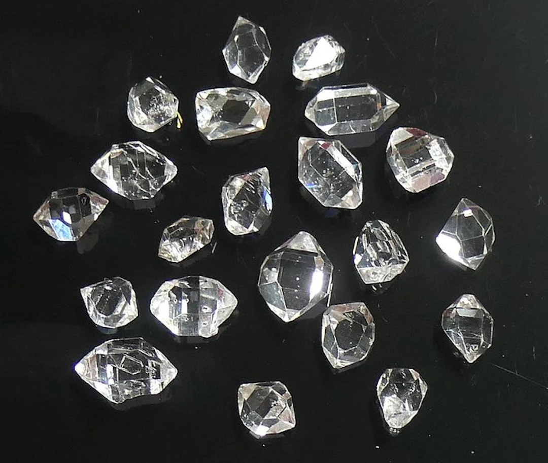 Double-terminated quartz, Herkimer Diamond type Crystals- 5.1 g - (21)