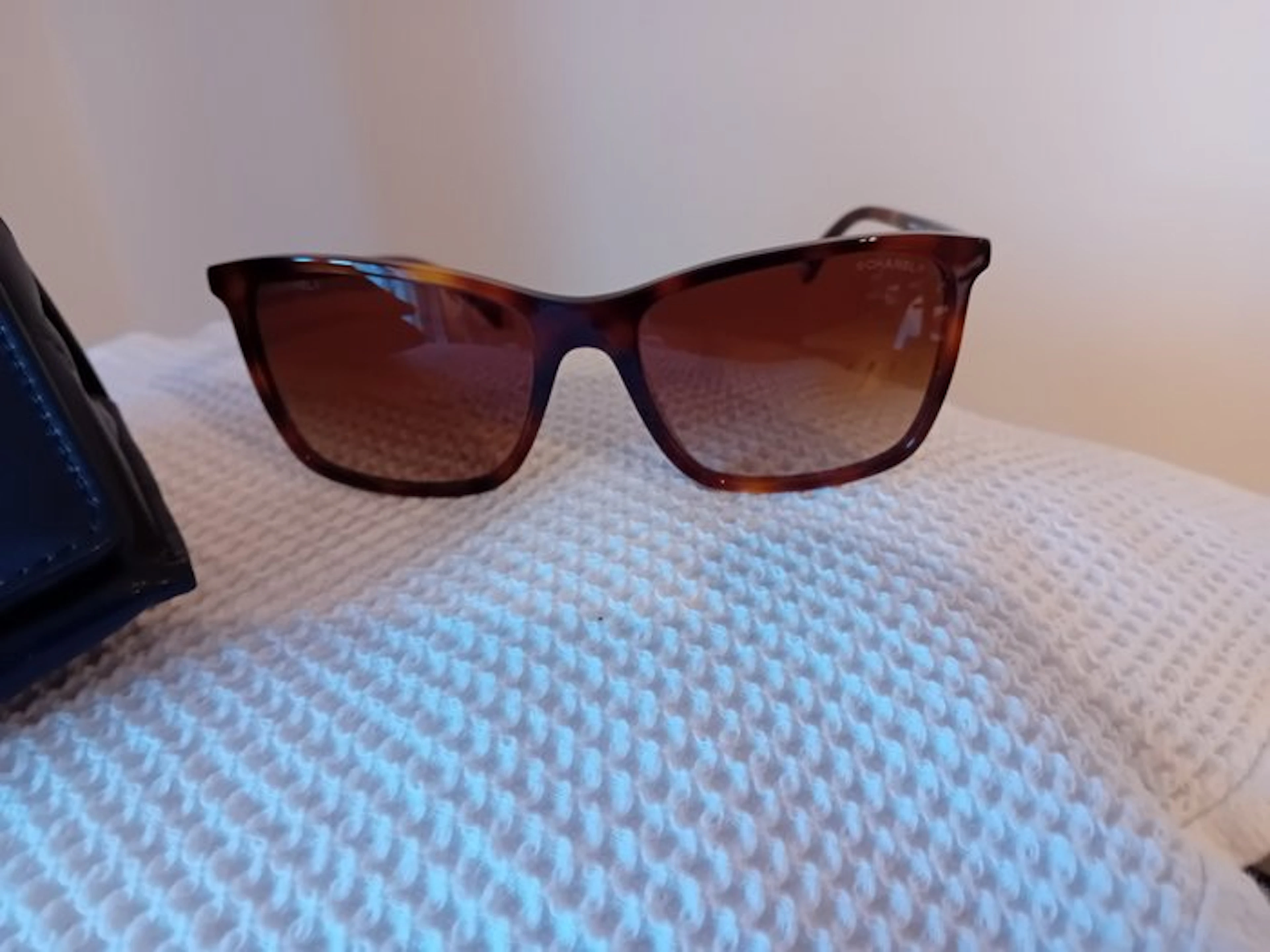 Chanel - Sunglasses