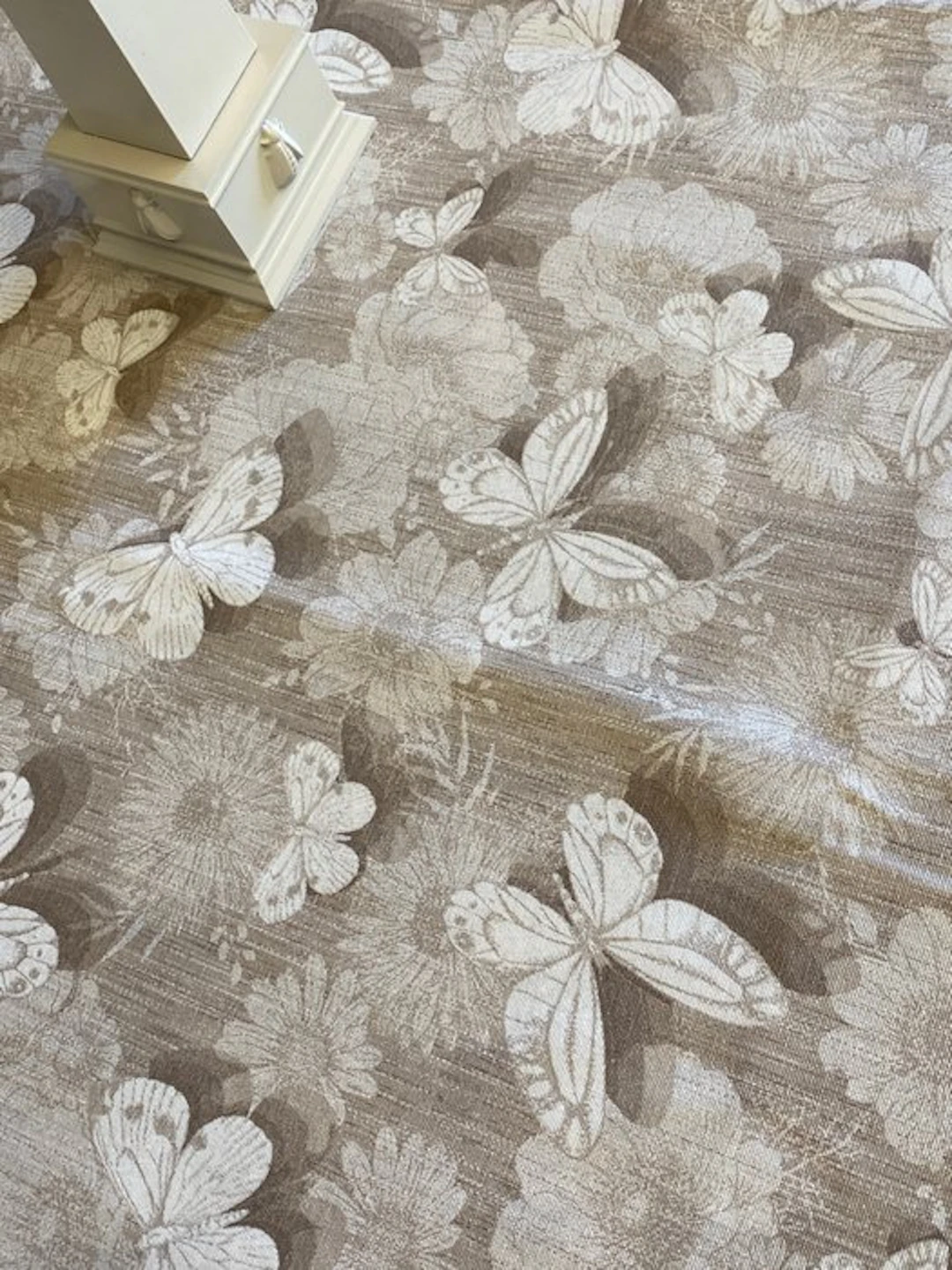 san leucio - exclusive 3D butterfly fabric with daisies...