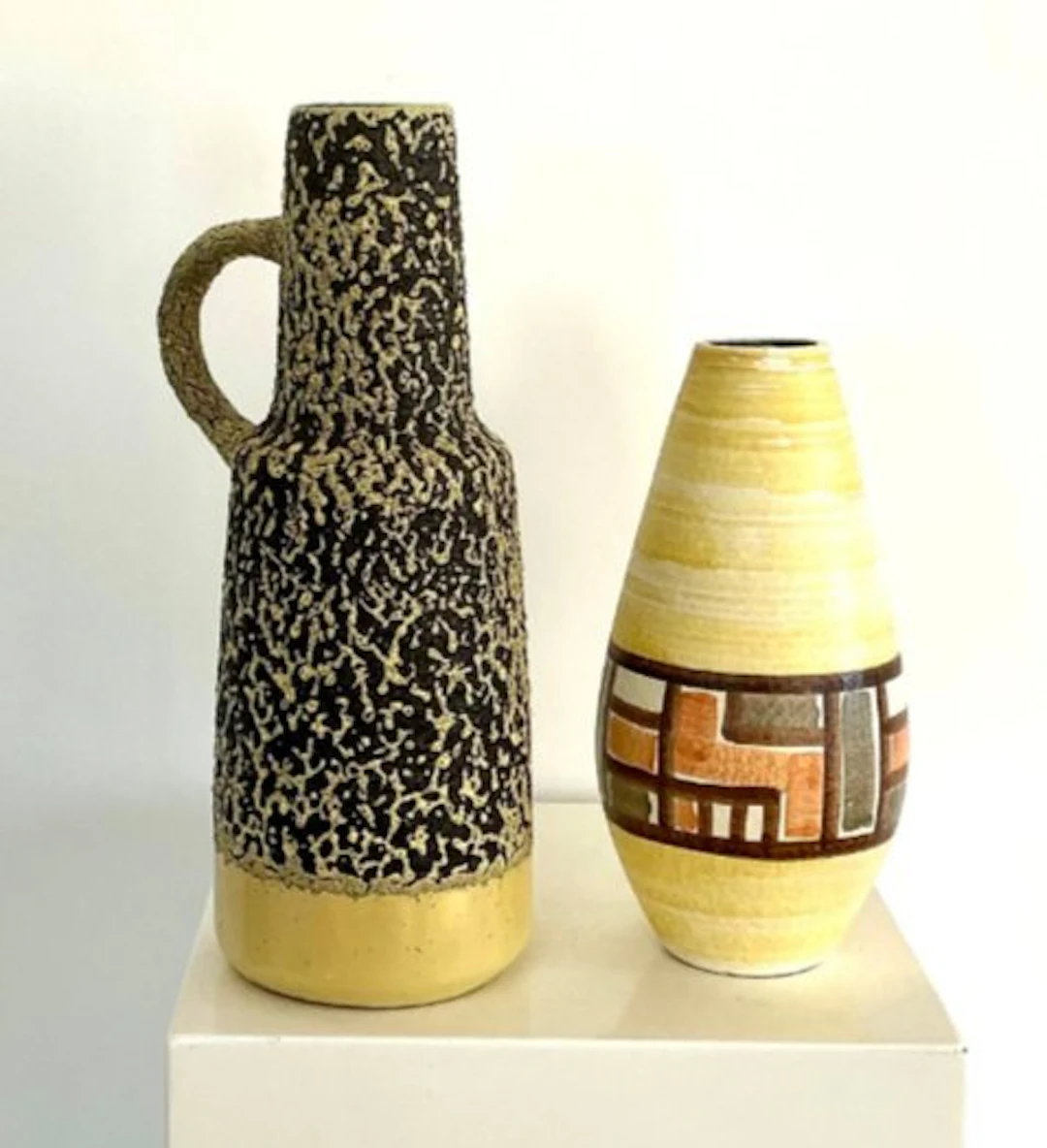 VEB Haldensleben - Vase - 3102B and 4072 - Ceramic - Two mid-century vases