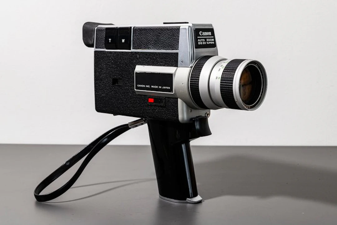 Canon Auto Zoom 518 SV Super 8 – 9.5–47.5mm f/1.8 – ca
