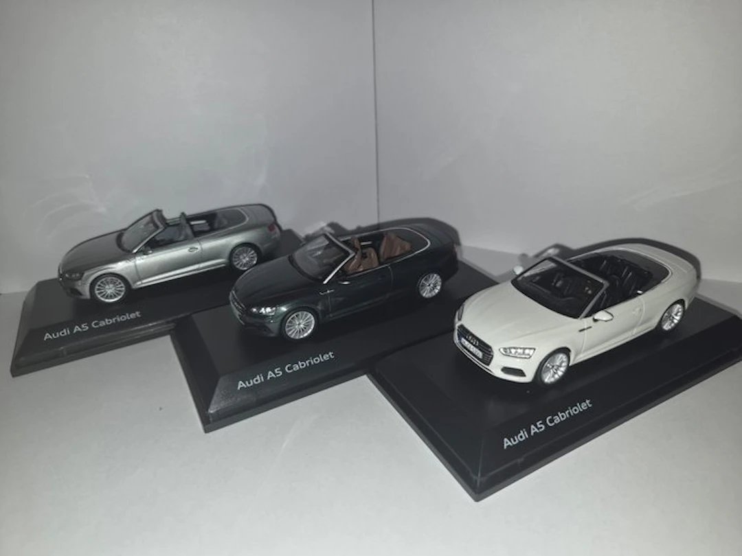 Spark 1:43 - Model convertible car (3) - Audi A5 Cabriolet