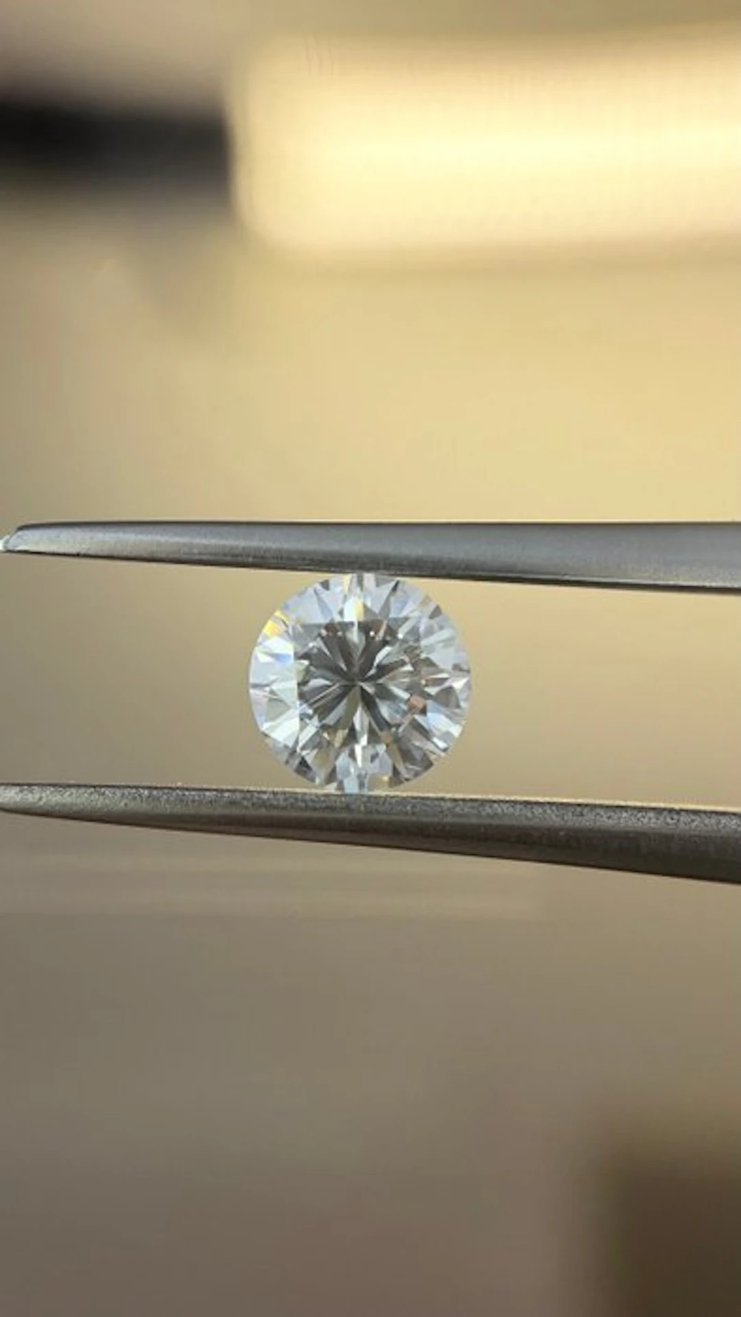 1 pcs Diamond (Natural) - 0.53 ct - Round - E - VS2 - HRD Antwerp