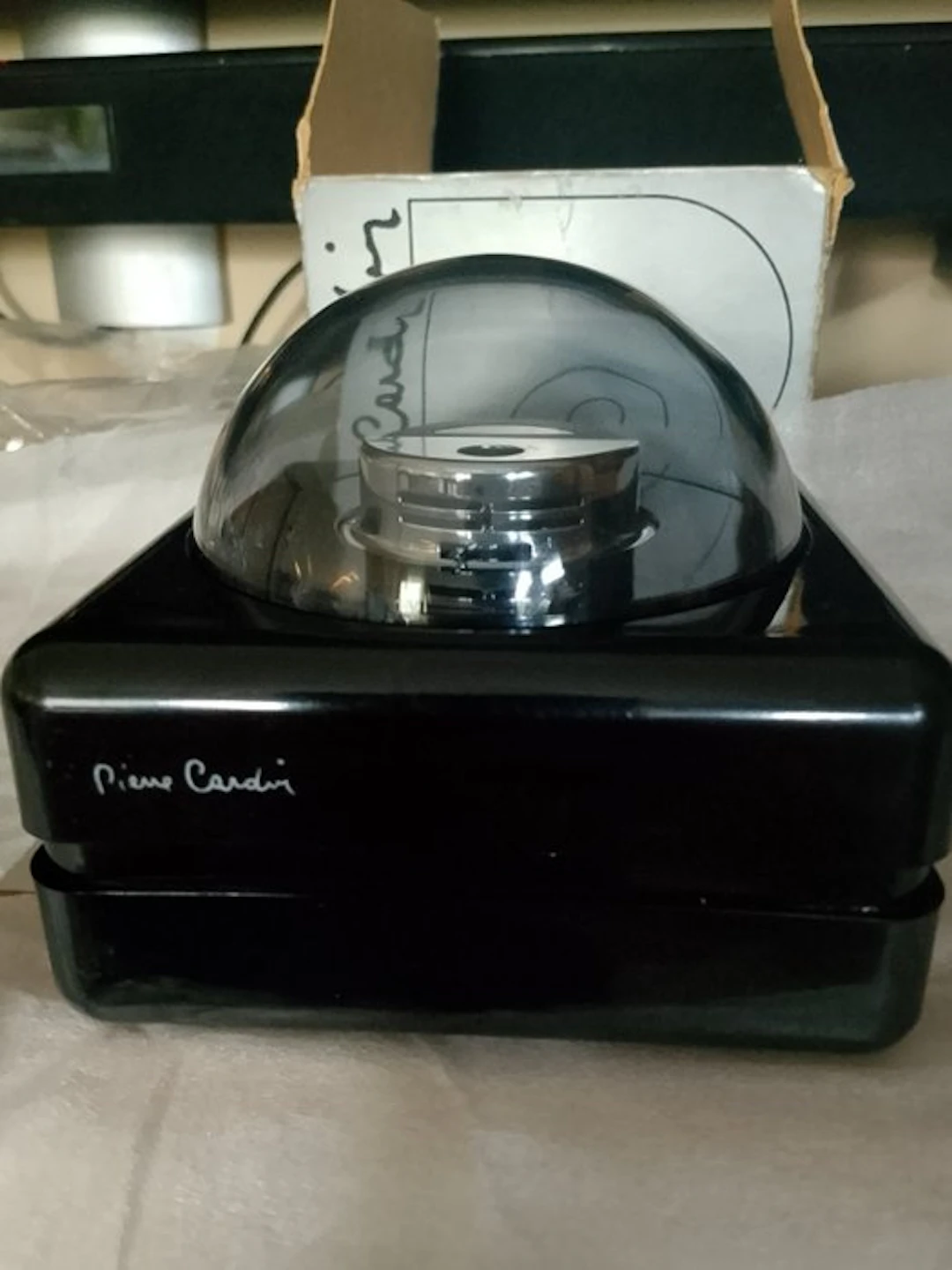 Pierre Cardin - Tabletop - No reserve price - Table lighter - Plastic, Glass