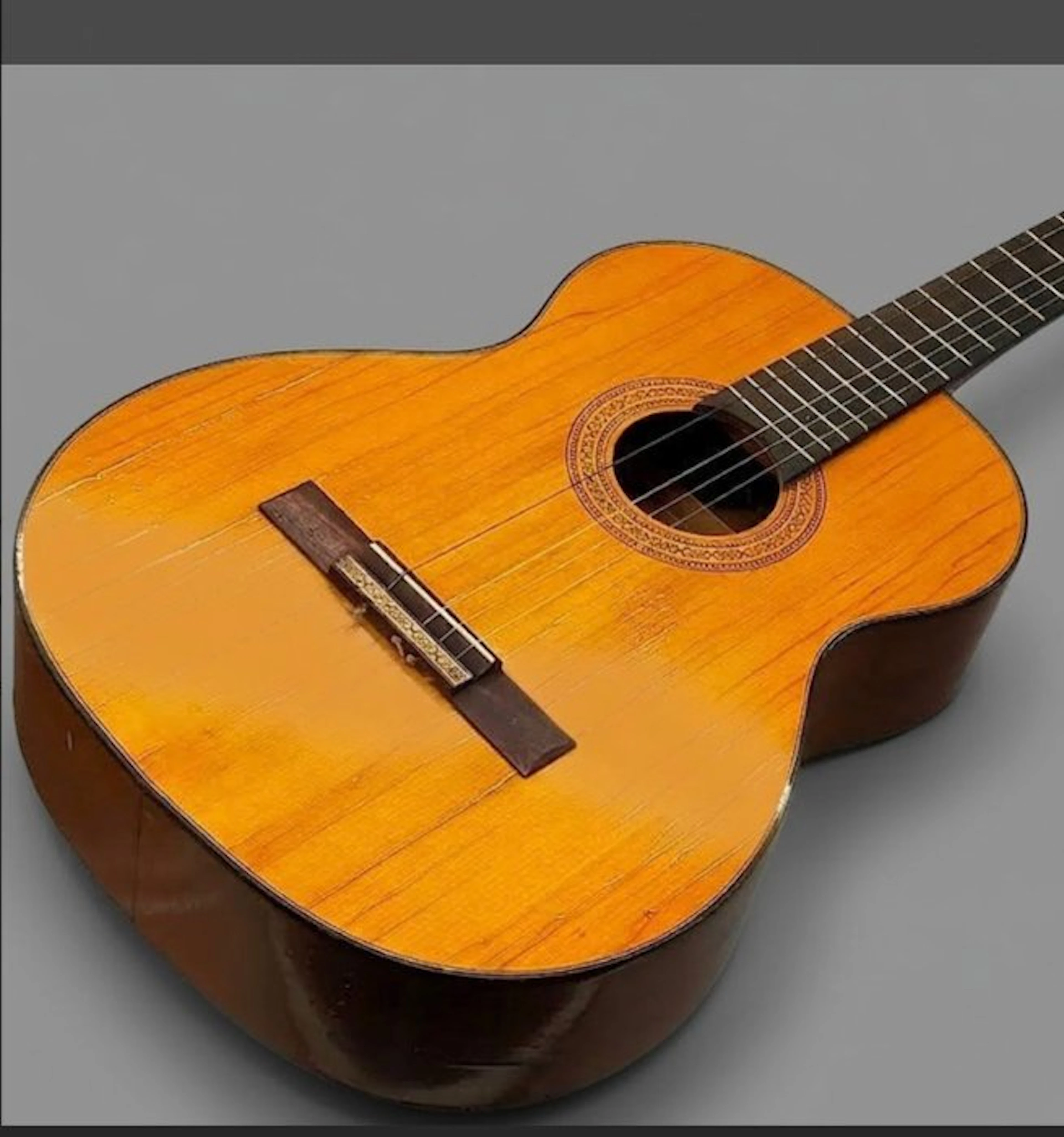 Unknown - - Acoustic guitar - 1986 (No reserve price)