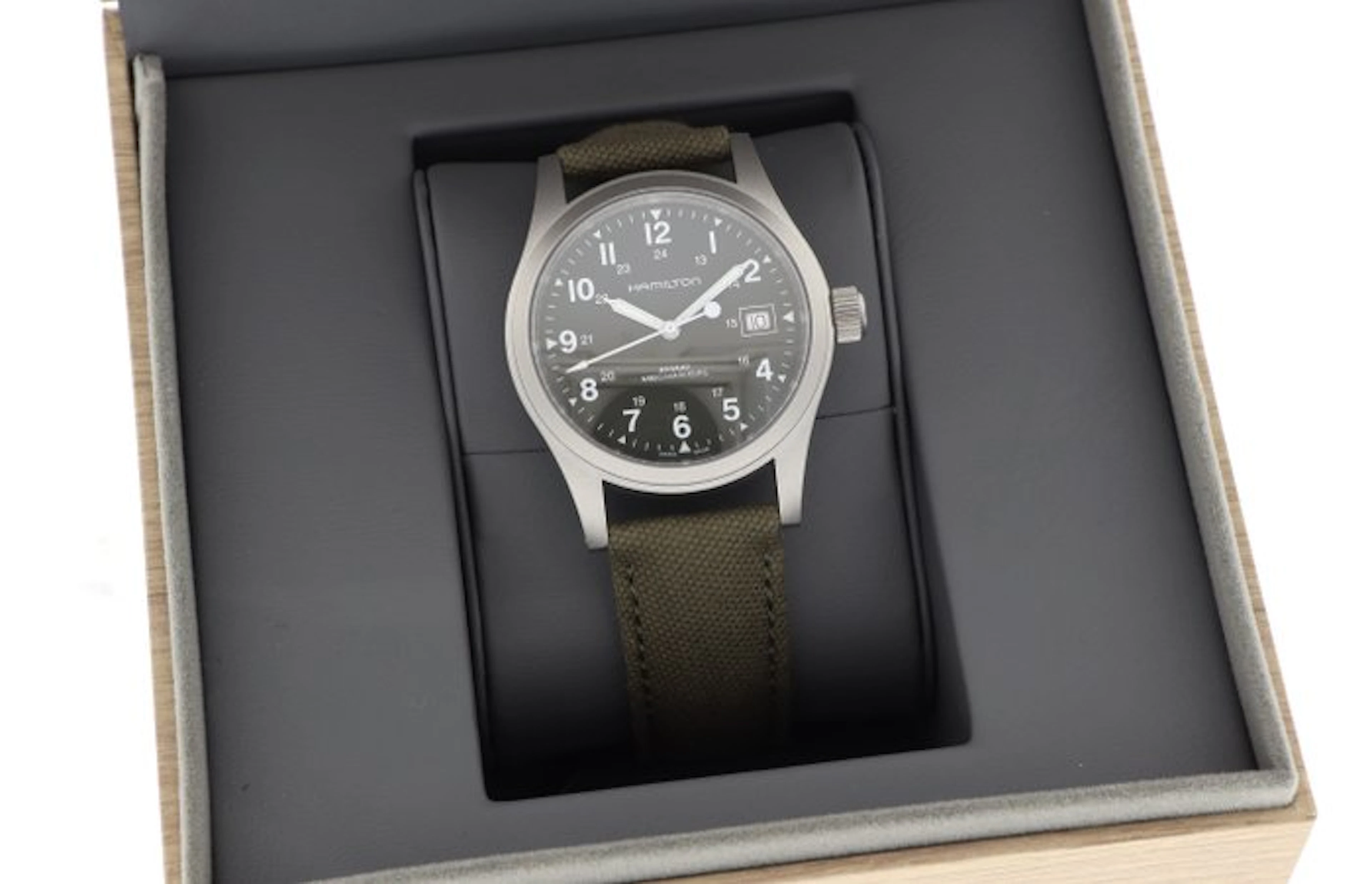 Hamilton - Khaki Field Mechanical - No reserve price...