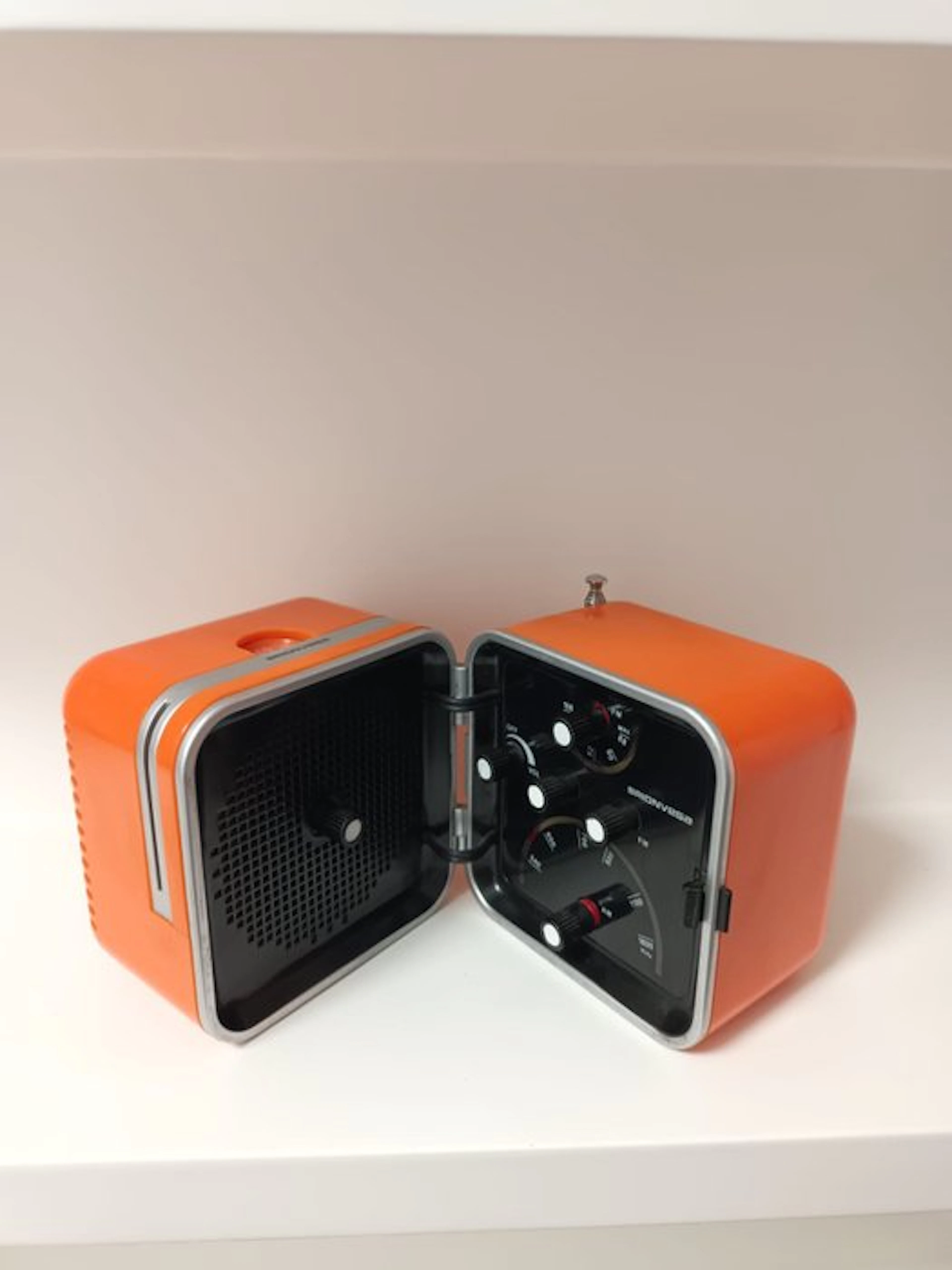 Brionvega - TS502 Miniature 'Radiocubo' Radio