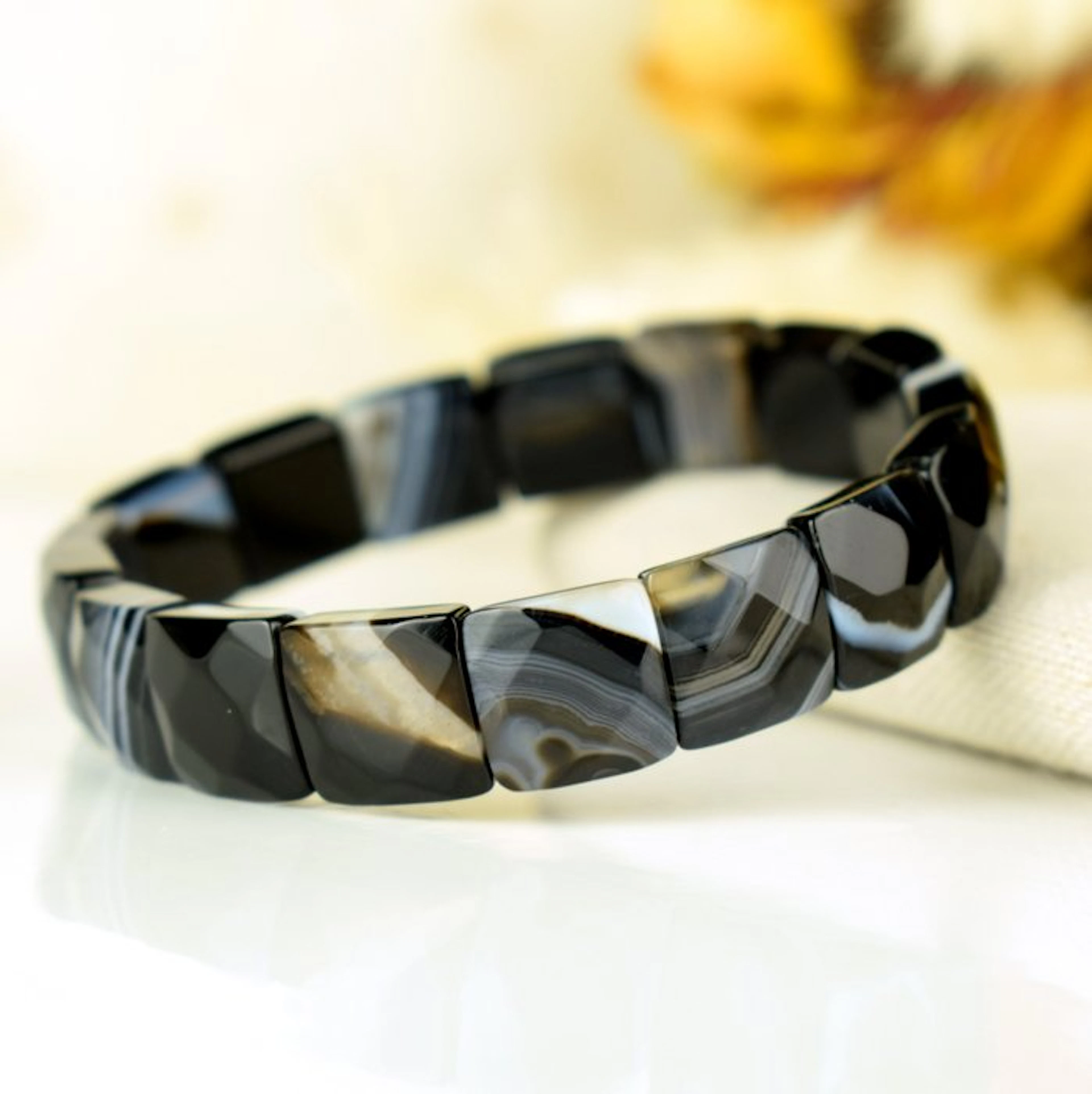 Onyx, banded agate - gem quality - magnificent patterns - Width: 12 mm- 28.1 g