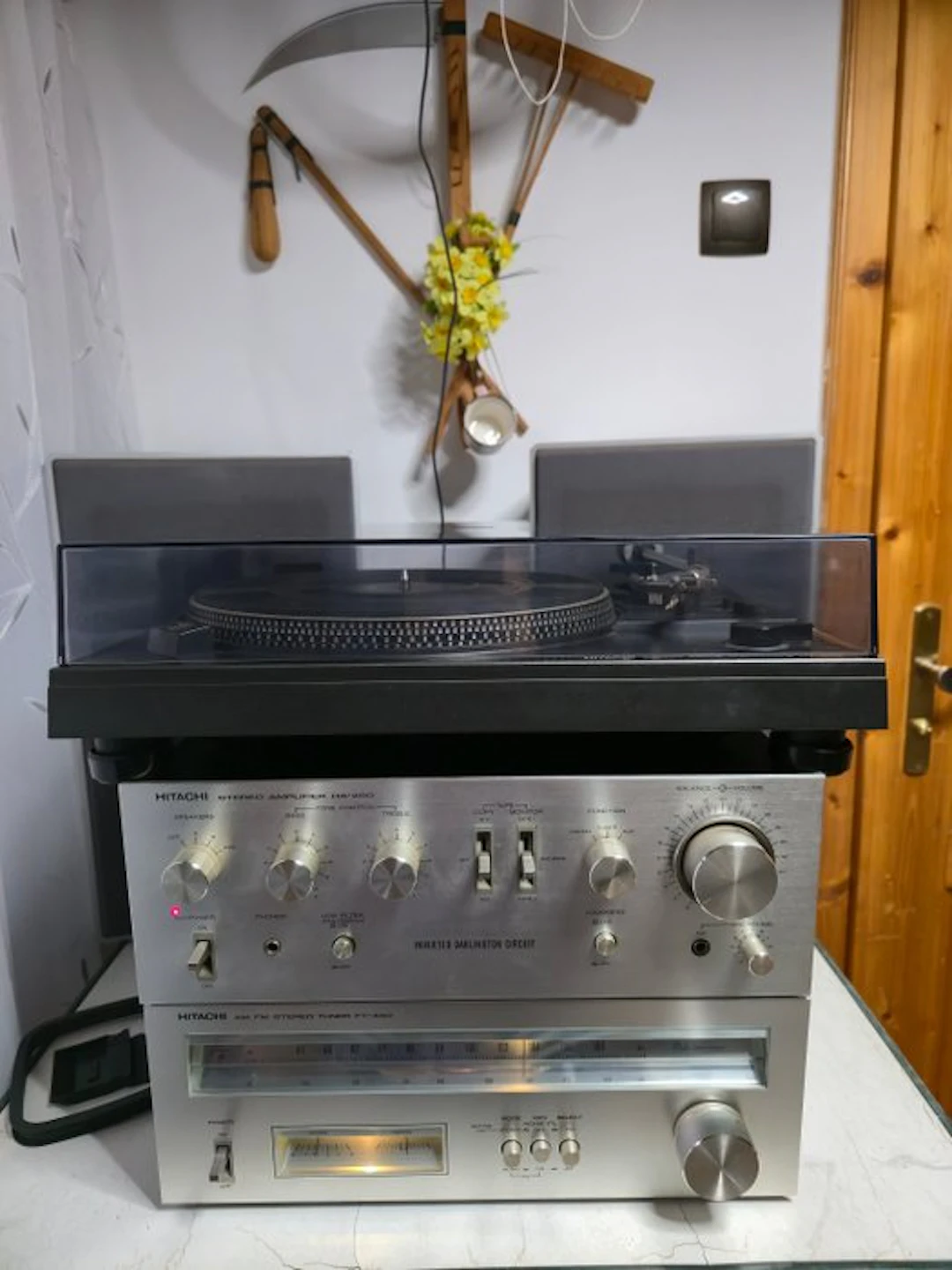Hitachi - HT-350 / HA-250 / FT-340 / LSG-360 Hi-fi set - Multiple models