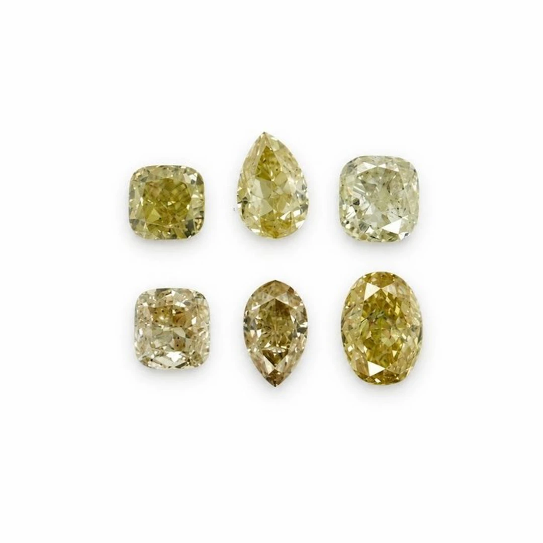 No reserve price - 6 pcs Diamond (Natural coloured)...