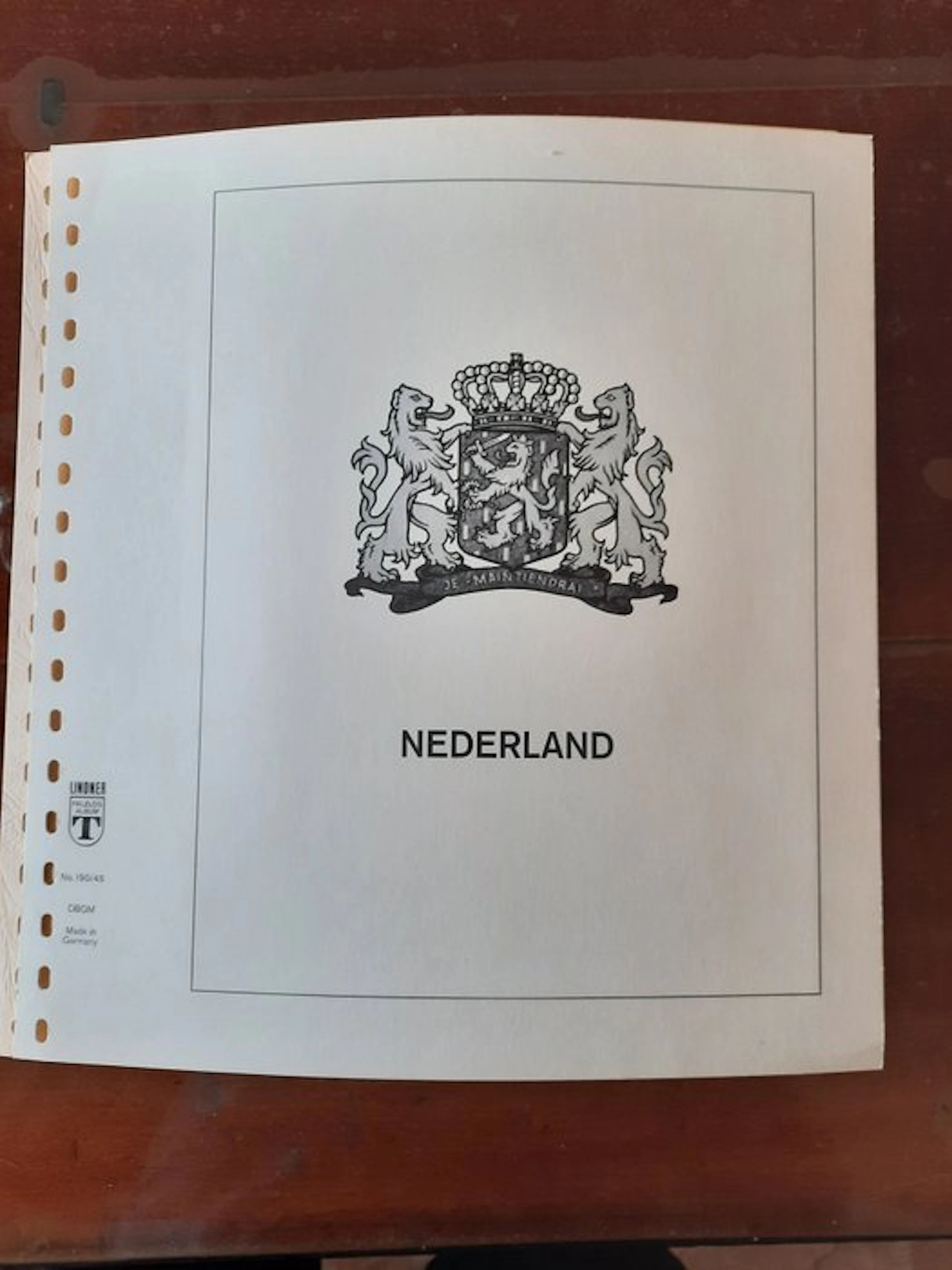 Netherlands 1852/2000 - For a largely complete collection...
