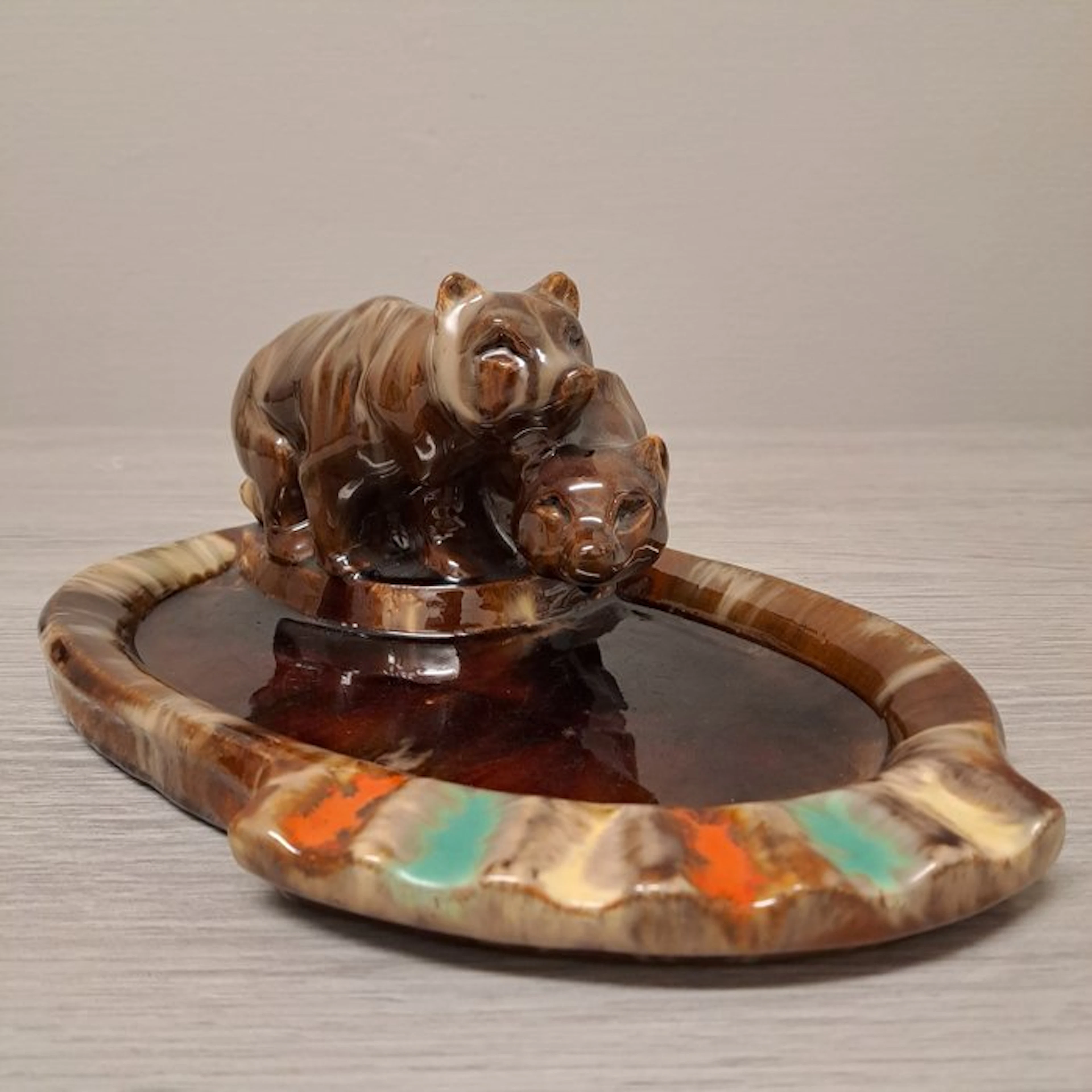 Vide poche - komlos brothers - Hungary - Tray with bears