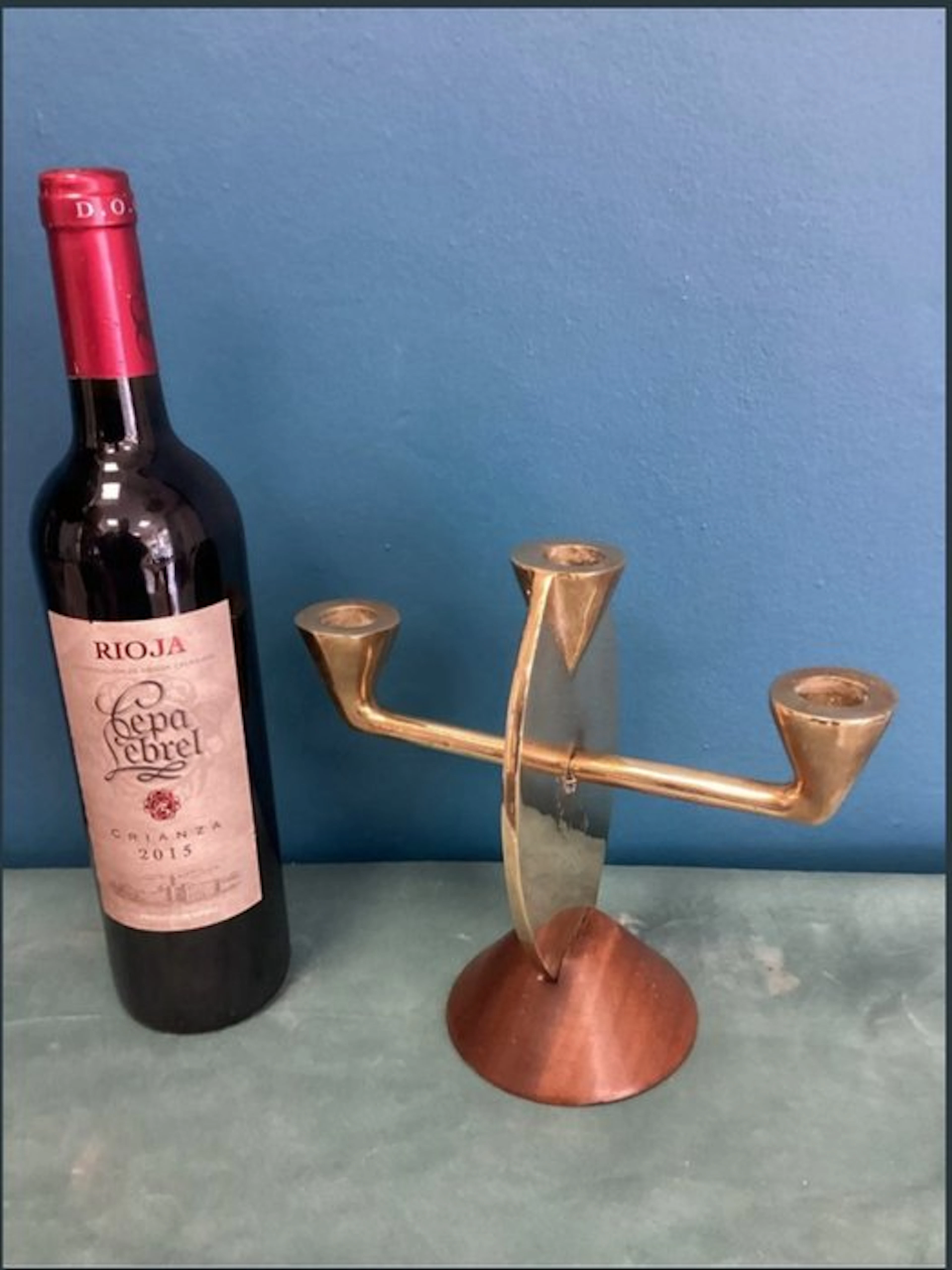 Ardisu - Candlestick - Cast brass