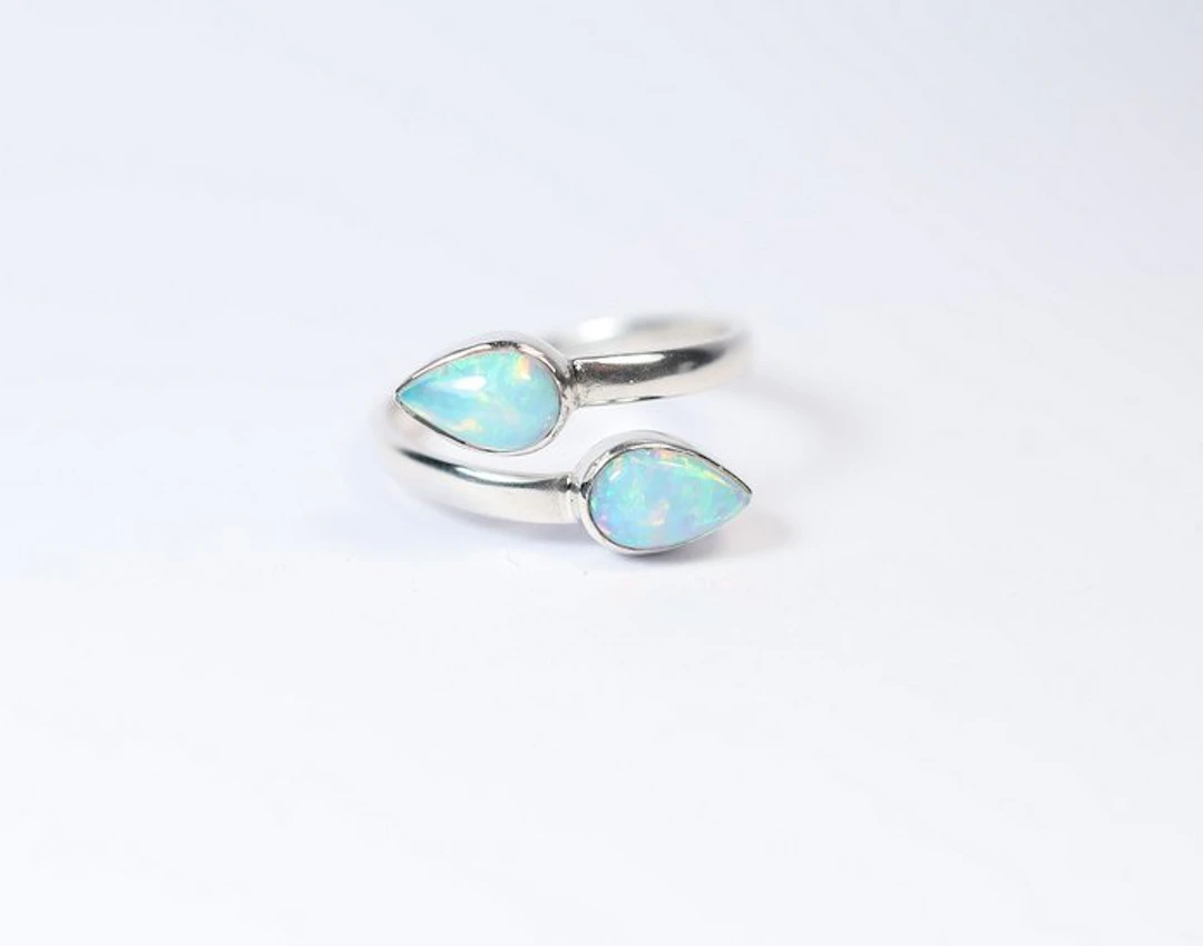 Ethiopian Opal / Welo Opal Ring / Cabochon / new- 2.68 g - (1)