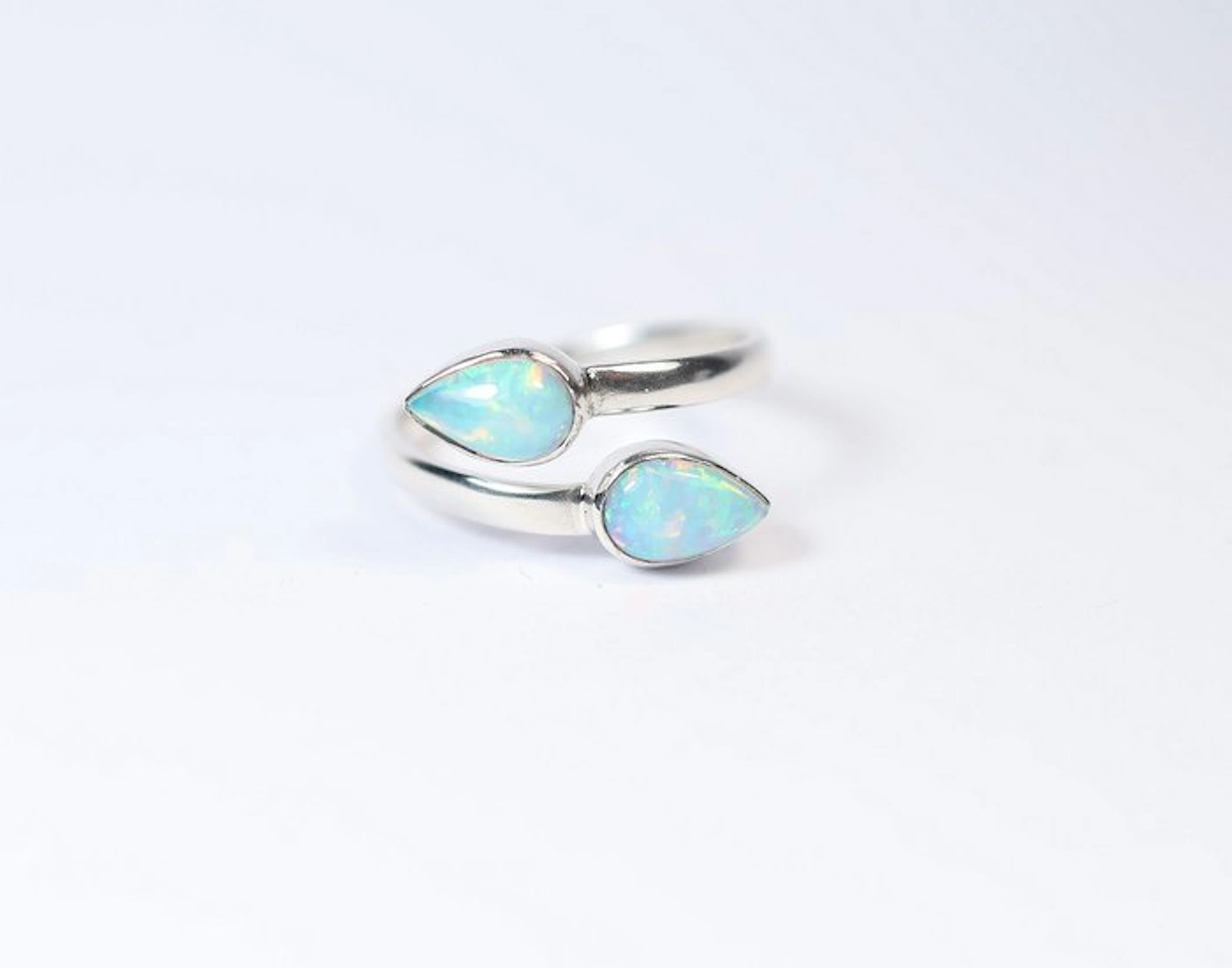 Ethiopian Opal / Welo Opal Ring / Cabochon / new- 2.68 g - (1)