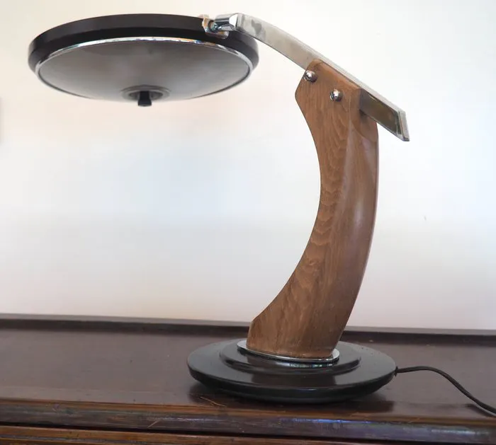 Fase - Luis Perez de la Oliva - Table lamp - President - Steel