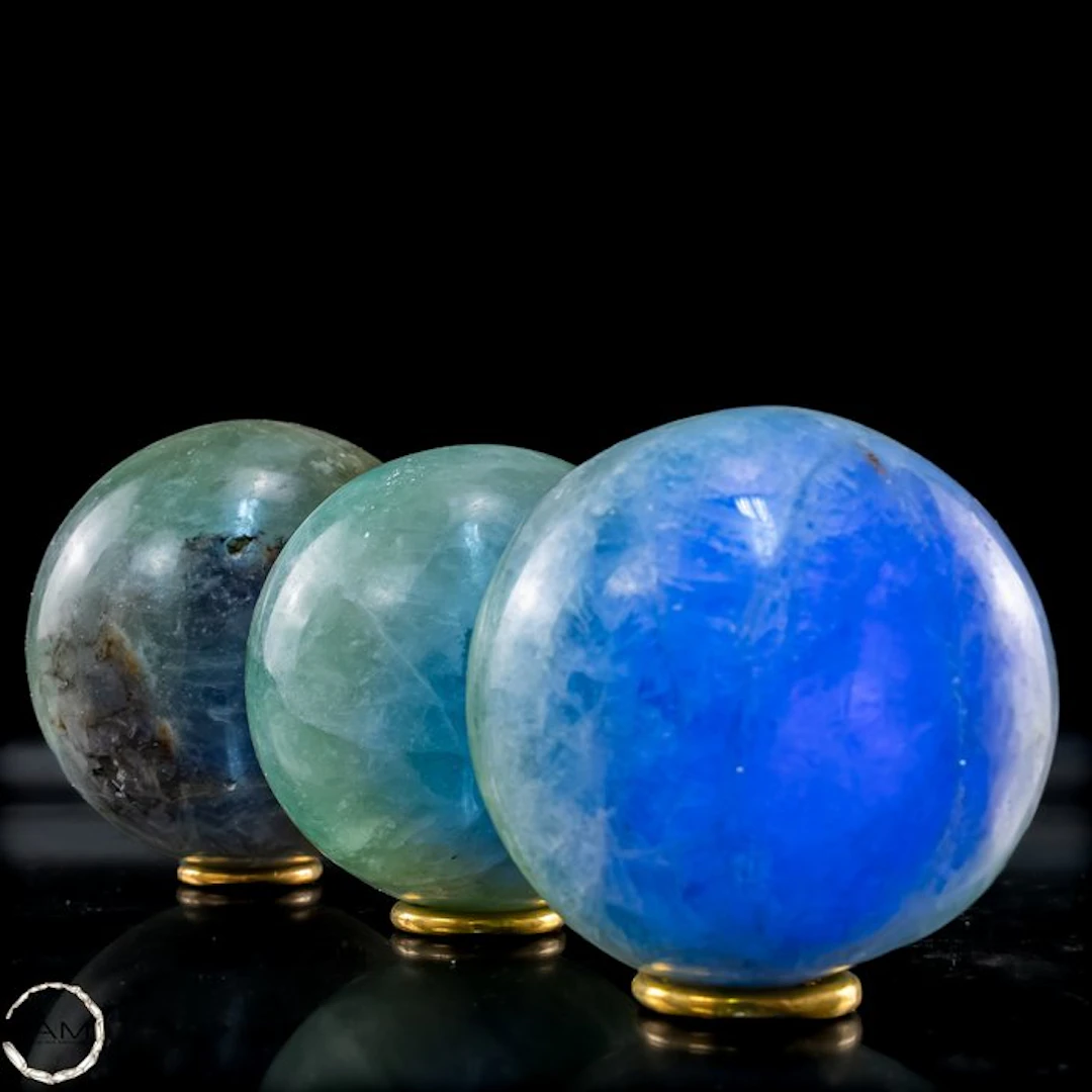 Fluorite Sphere Set – The Harmony of Colors in Kristallform- 2200.17 g - (3)
