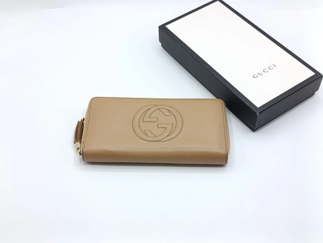 Gucci - 303004 . 1147 - Wallet