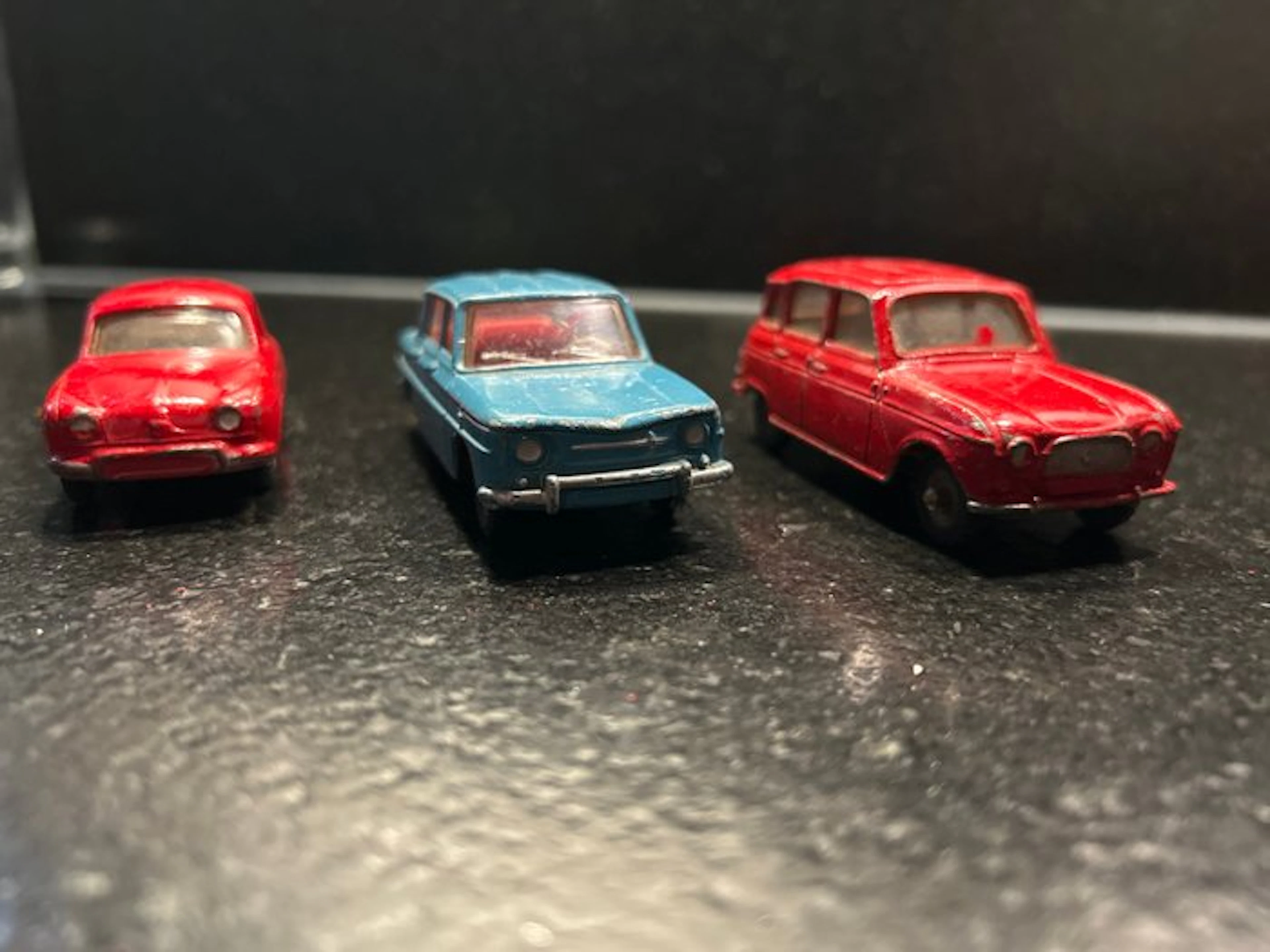 Dinky Toys - Toy car Renault 4L
