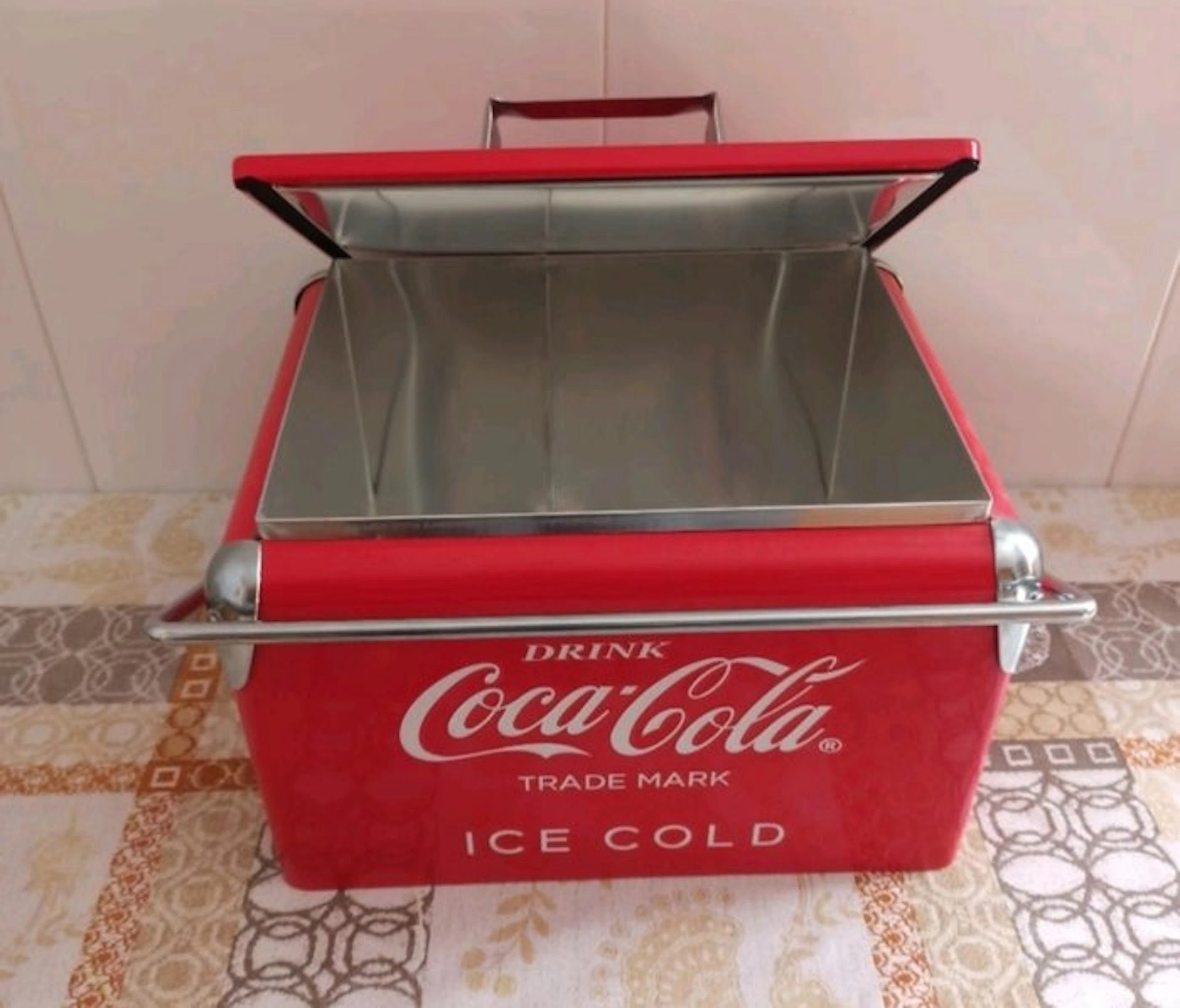 Coca-Cola - Refrigerator - Steel, Metal - Coca-Cola freezer