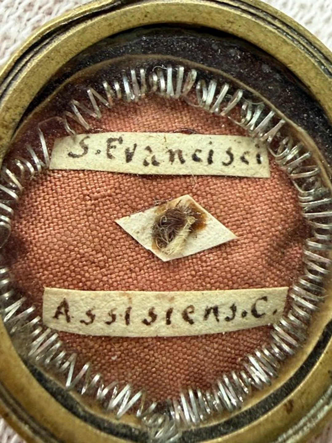 Relic - From the clothing - 1800-1850 - Saint Francis of Assisi