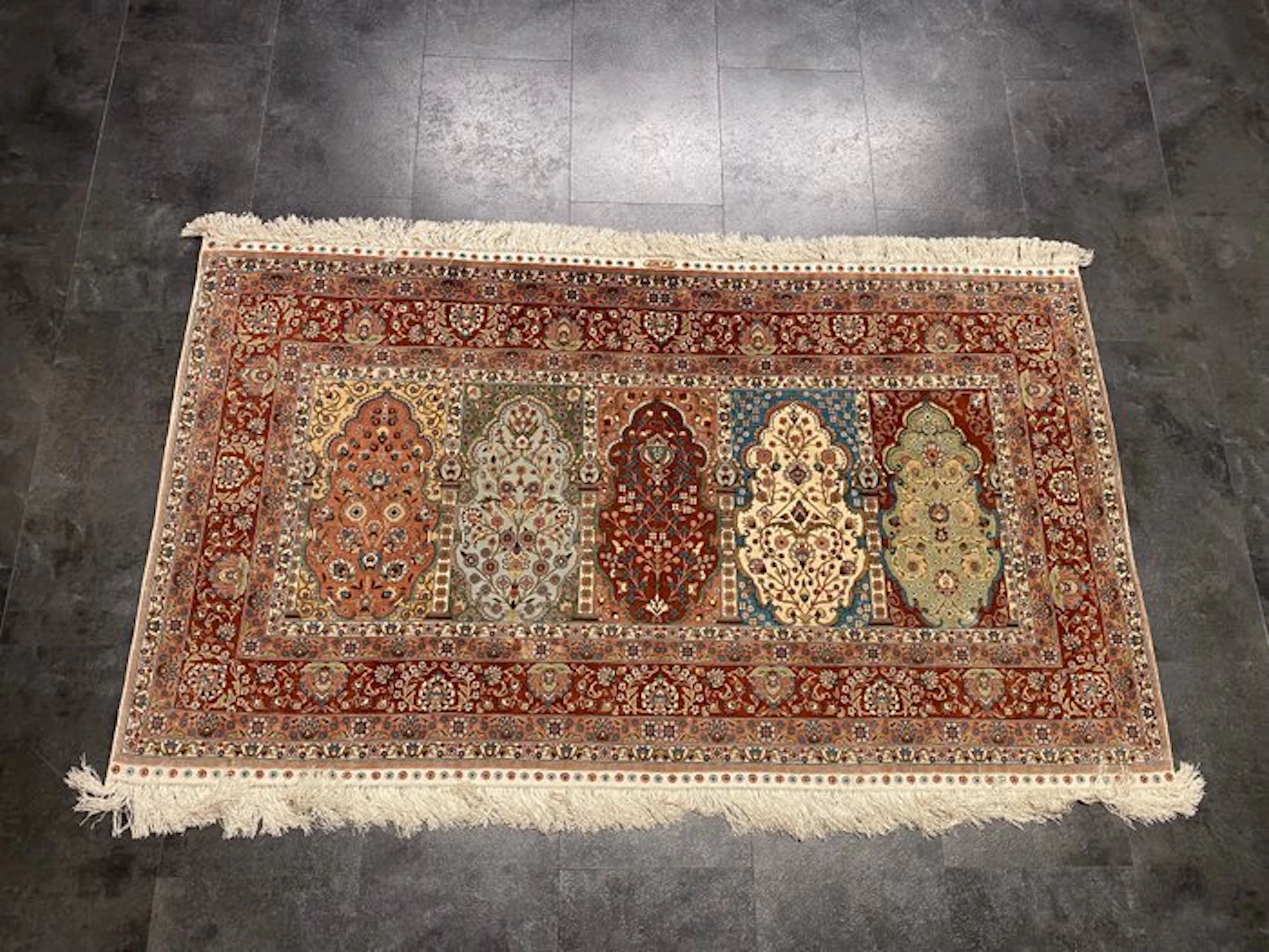 Hereke - Signed 10x10 - Rug - 160 cm - 107 cm