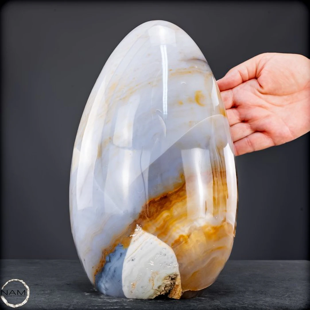 Freeform Agate – Elegant natural art with gentle chalcedony banding