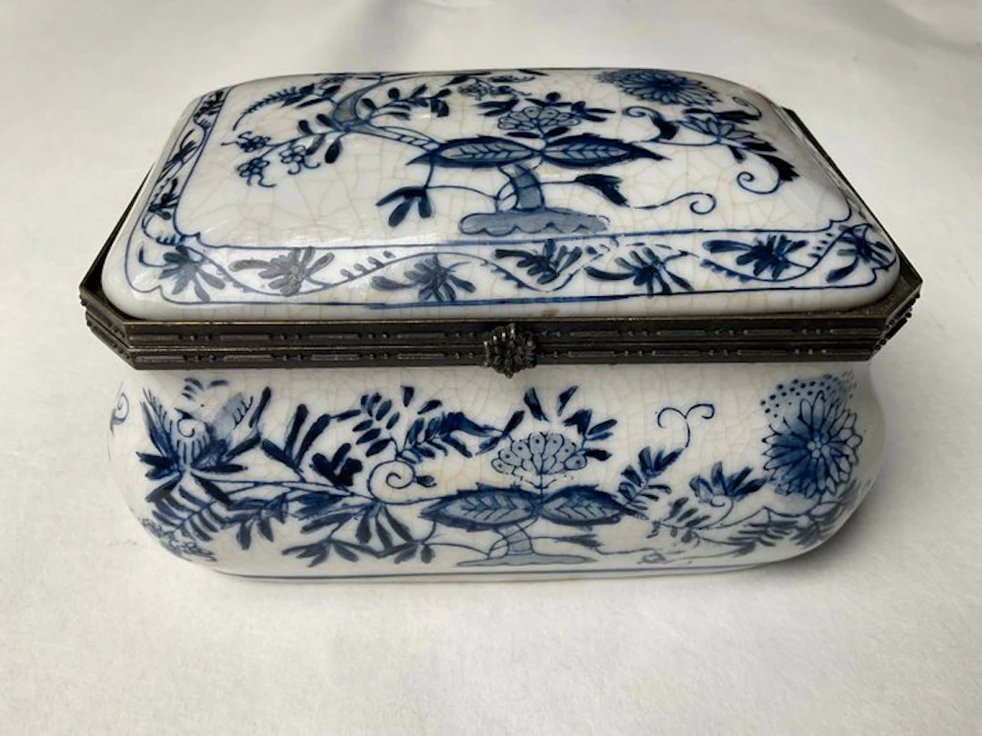 Augustus Rex A.R - Helena Wolfsohn - Box - jewelry box - Porcelain