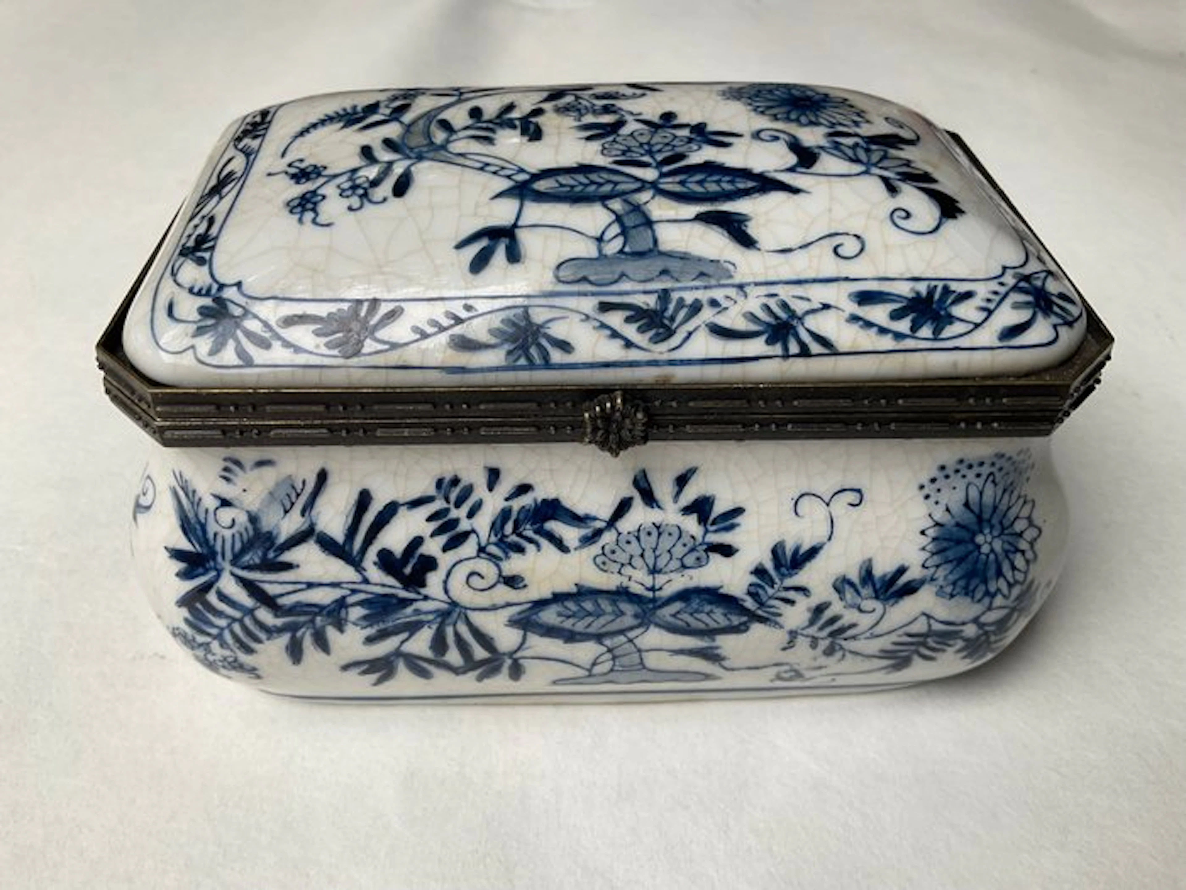 Augustus Rex A.R - Helena Wolfsohn - Box - jewelry box - Porcelain
