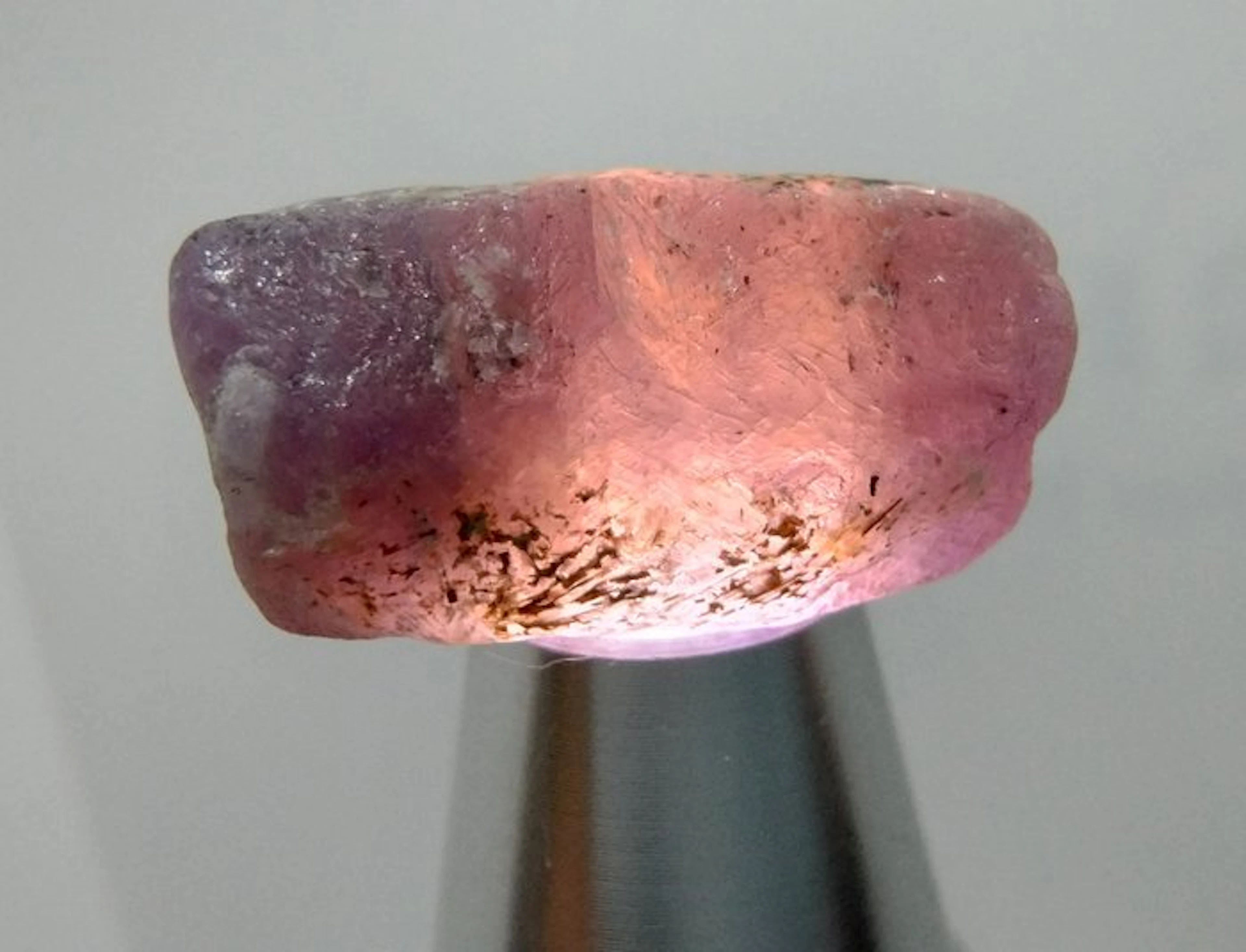24.4 cts "RARE" Untreated Natural Rose Sapphire - Rough- 4.88 g