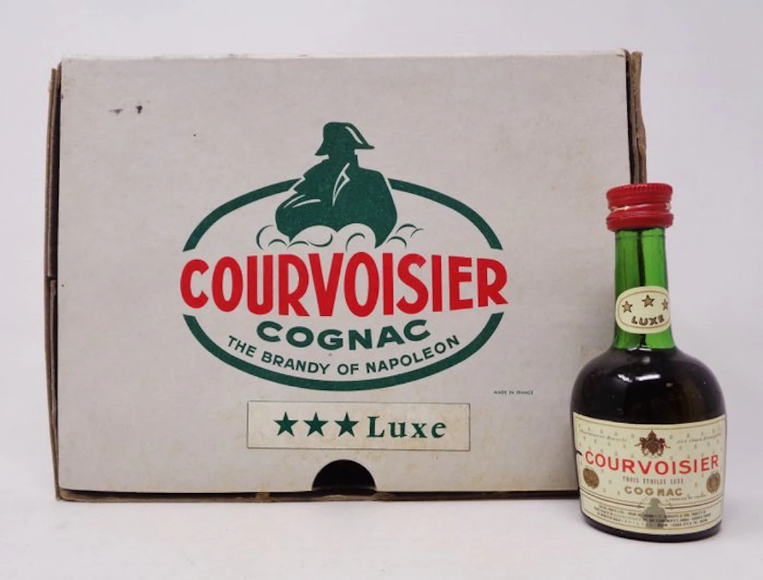 Courvoisier - box miniatures - Trois Étoiles Luxe - b. 1970s - 3cl - 12 bottles