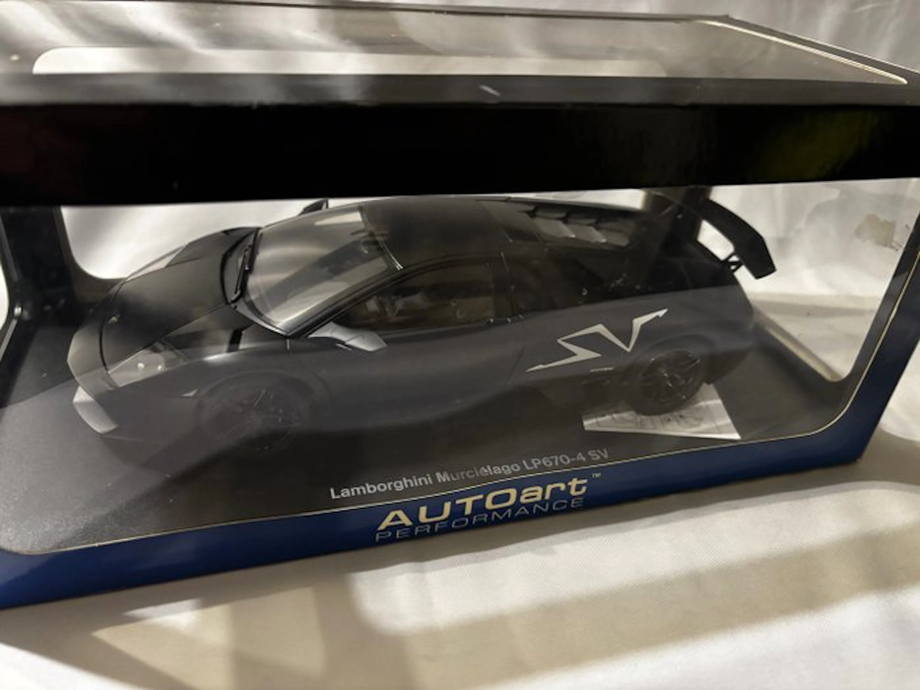 Autoart 1:18 - Model car - Lamborghini Murciélago LP670-4 SV