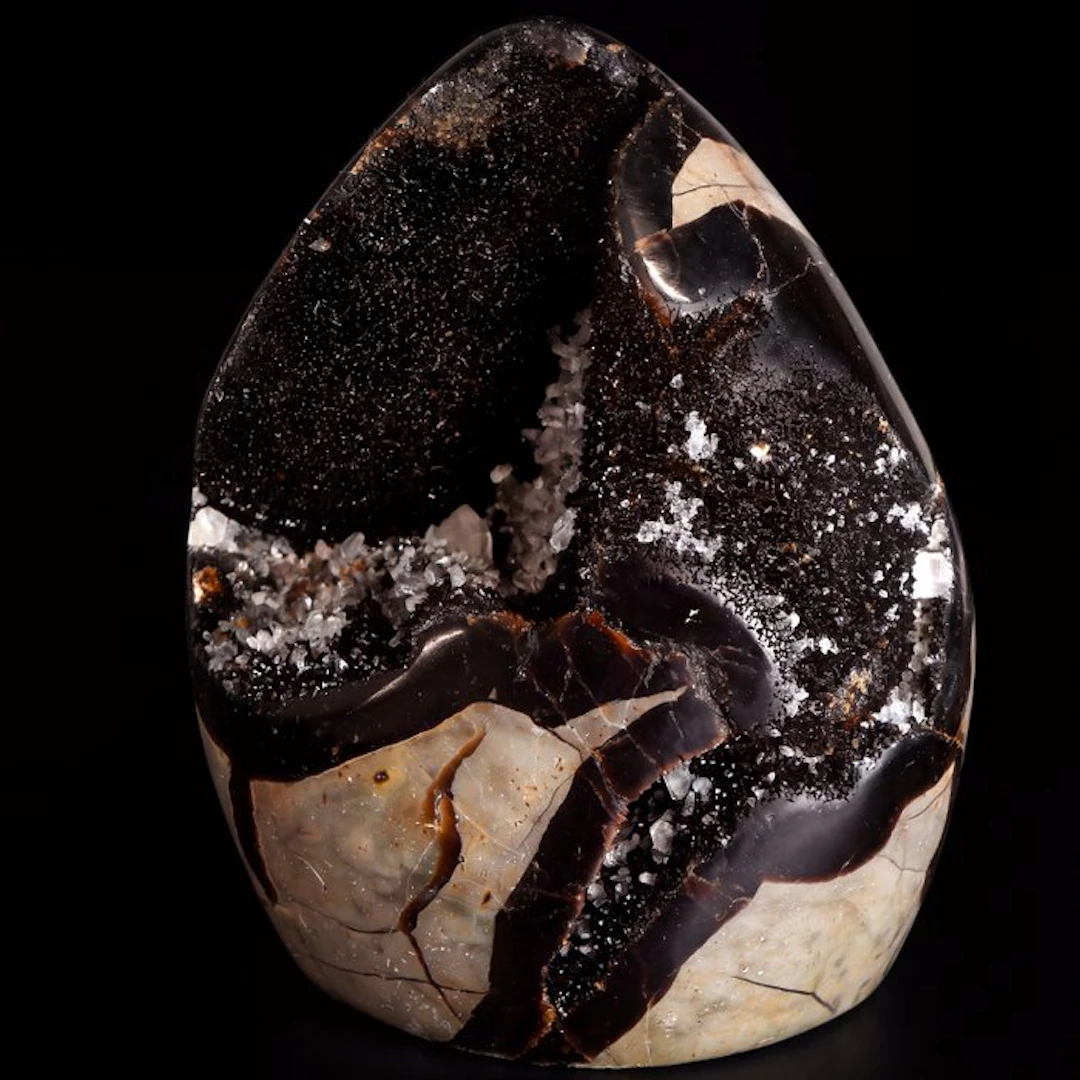 Top Quality - Dragon Egg - Geode- 1.2 kg