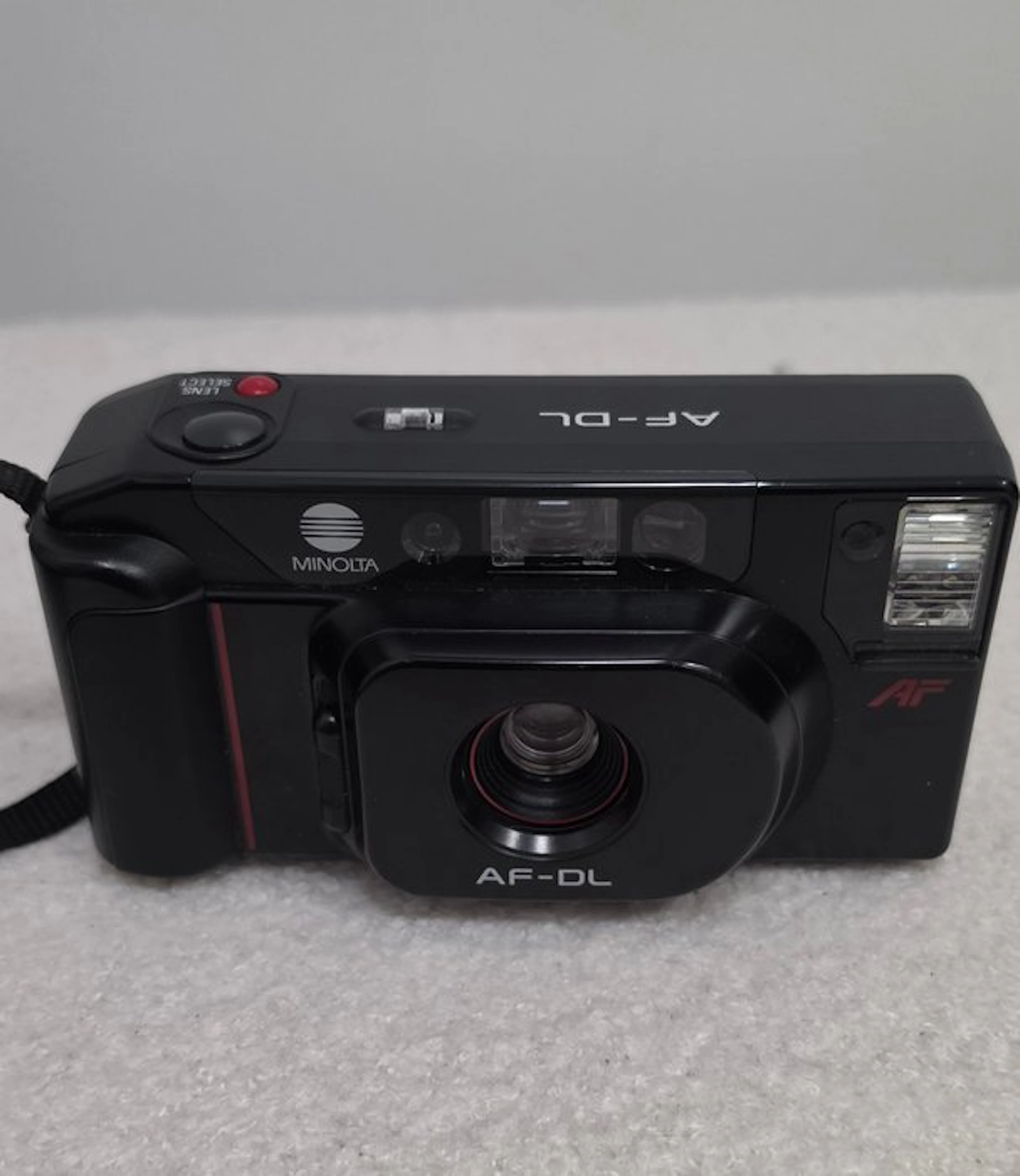 Minolta AF-DL / Freedom DL Analogue camera