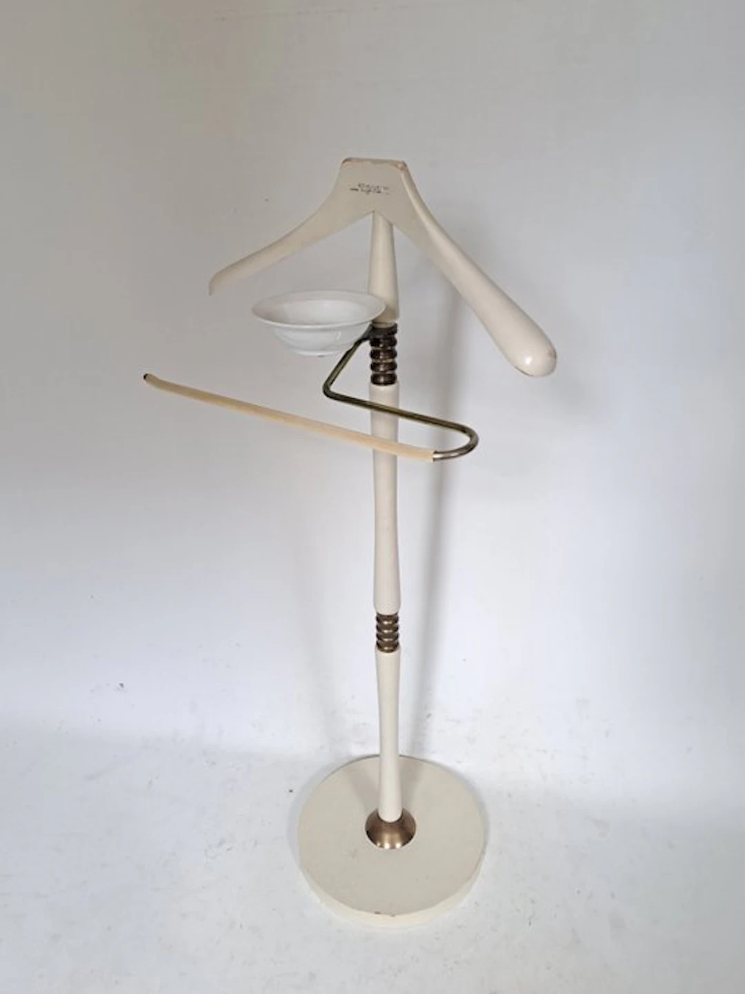 Union - Dressboy - Regent - Wood, Brass, Porcelain