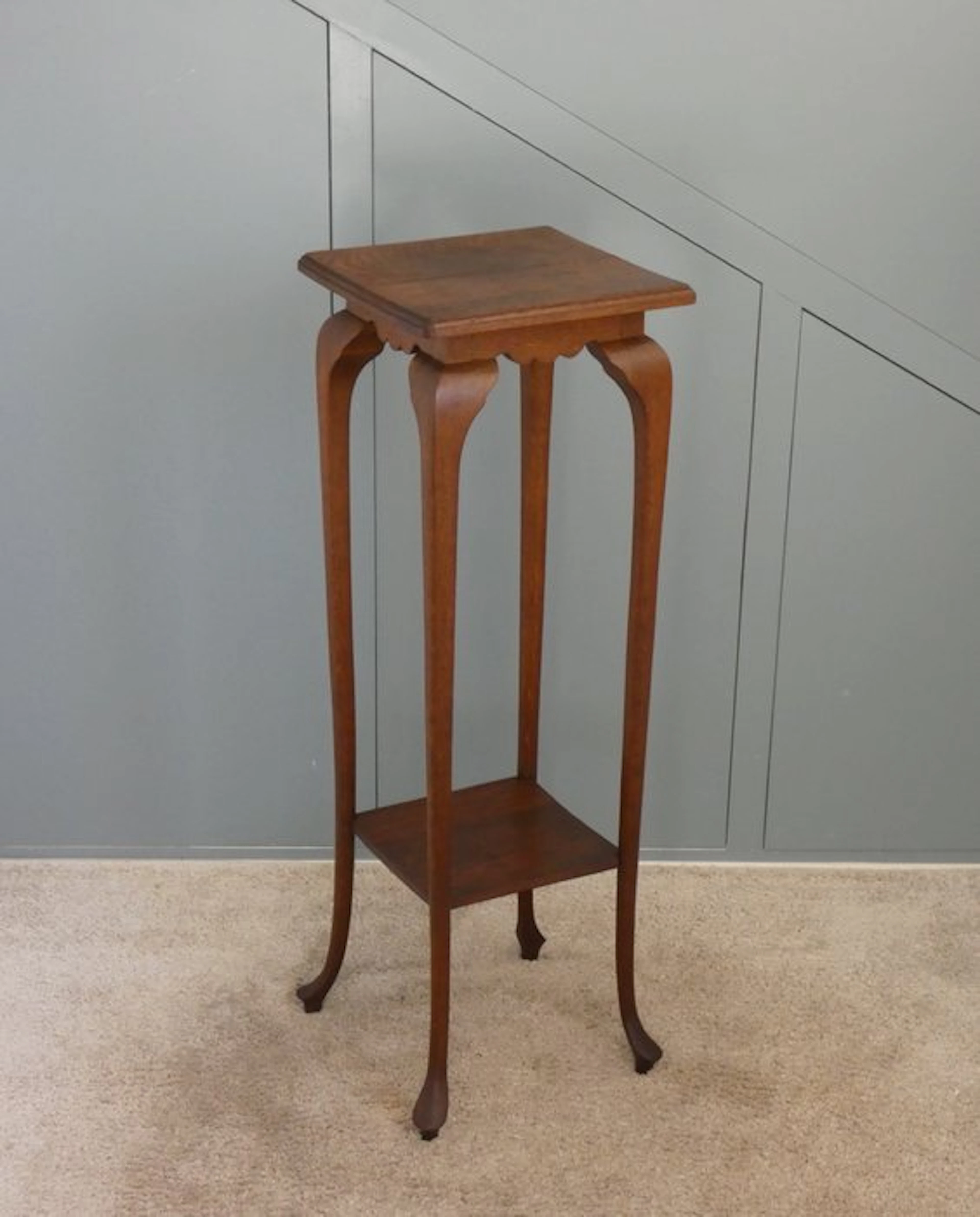 Plant table - Tall Side Table - oak wood